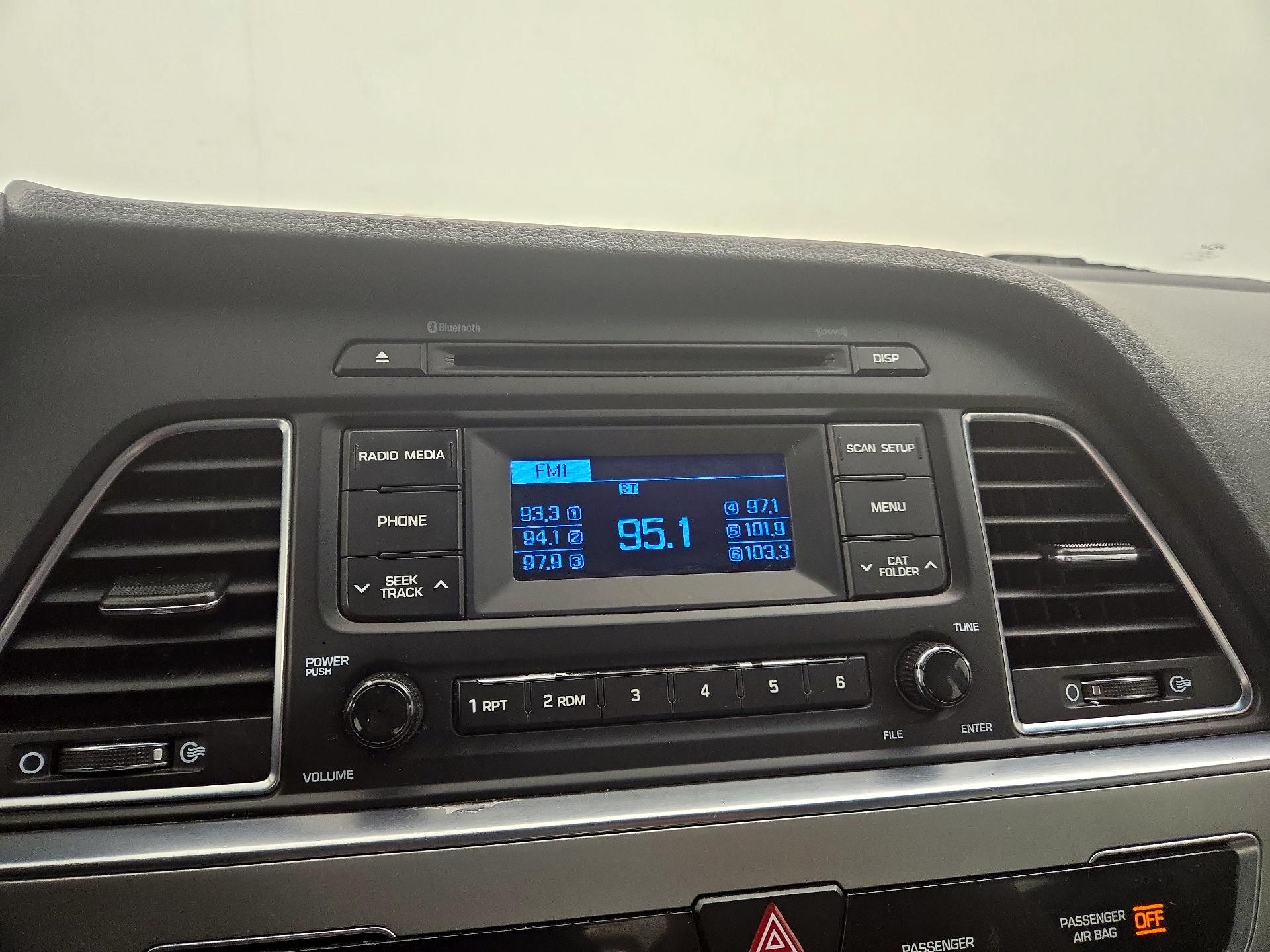 Thumbnail: 2015 Hyundai Sonata - 14