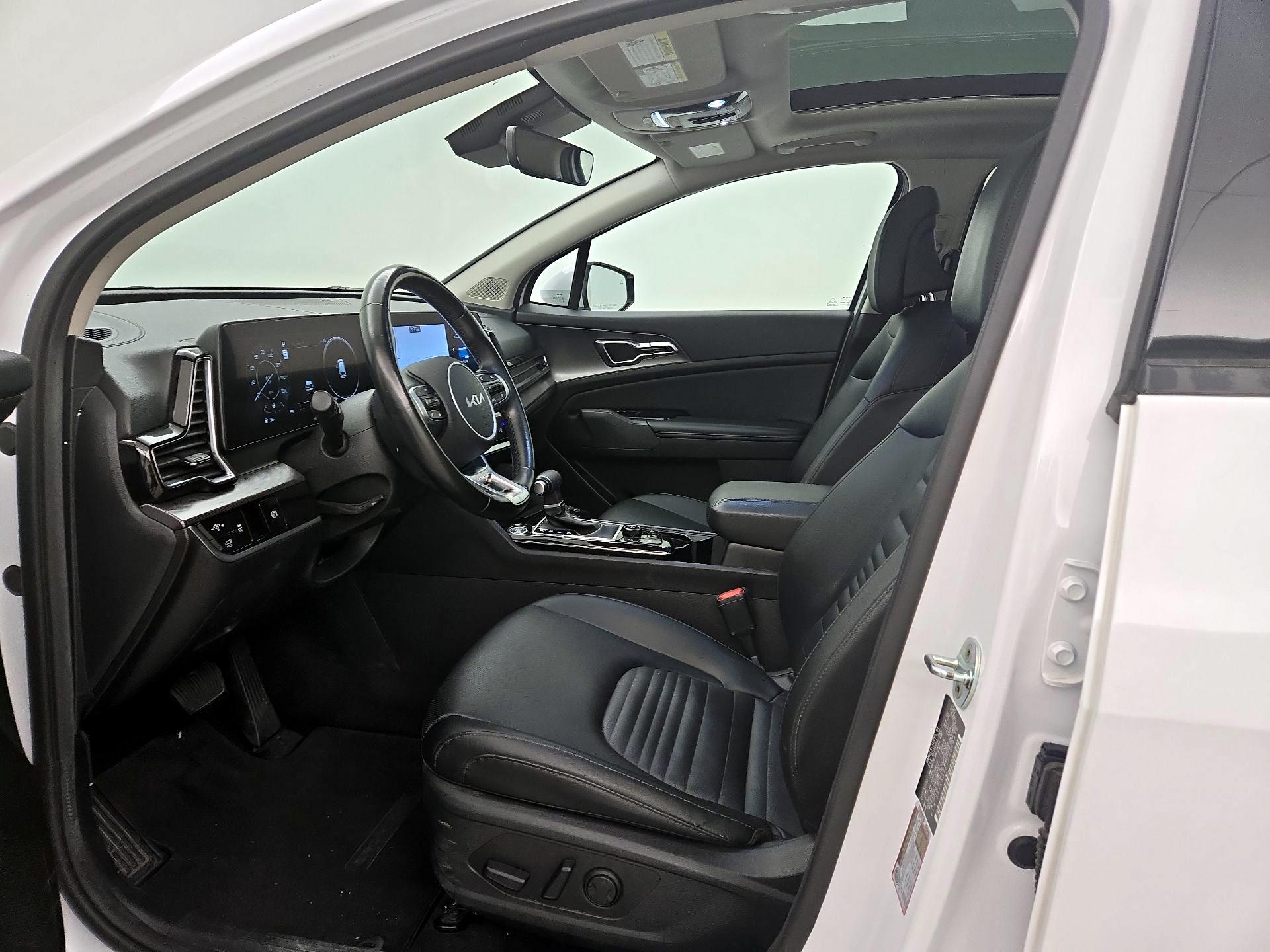 Thumbnail: 2023 Kia Sportage - 11