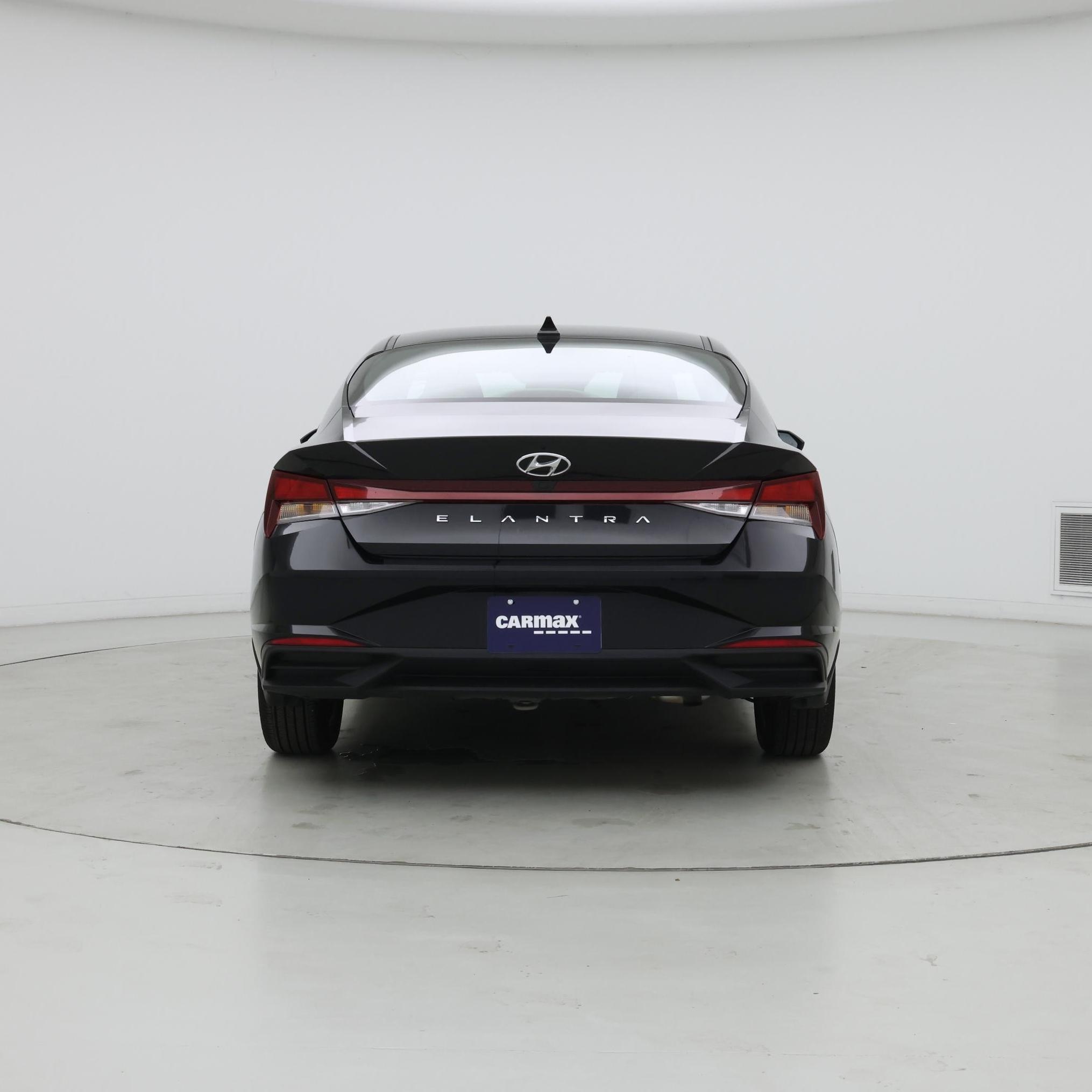Thumbnail: 2023 Hyundai Elantra - 6