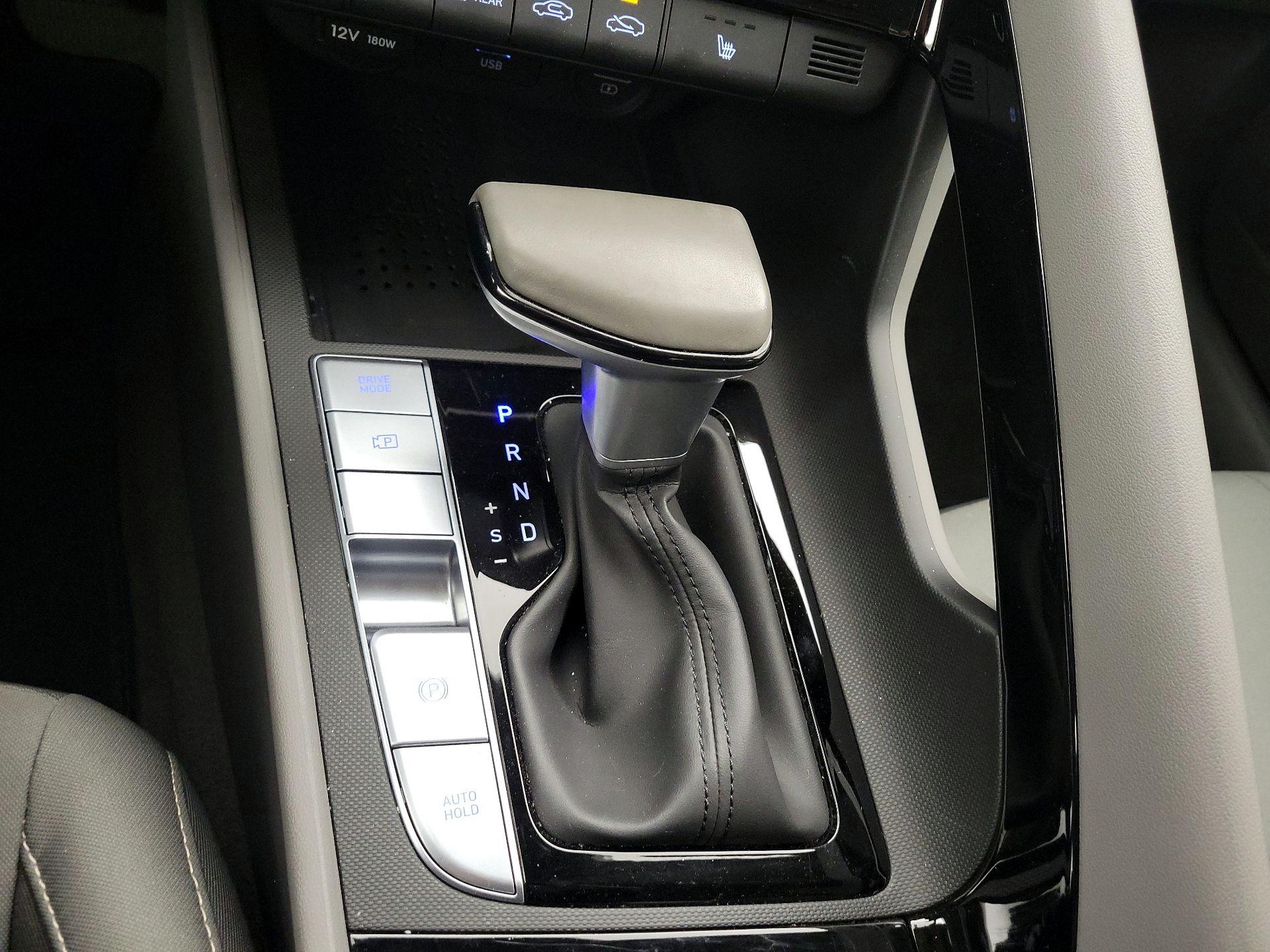 Thumbnail: 2023 Hyundai Elantra - 18