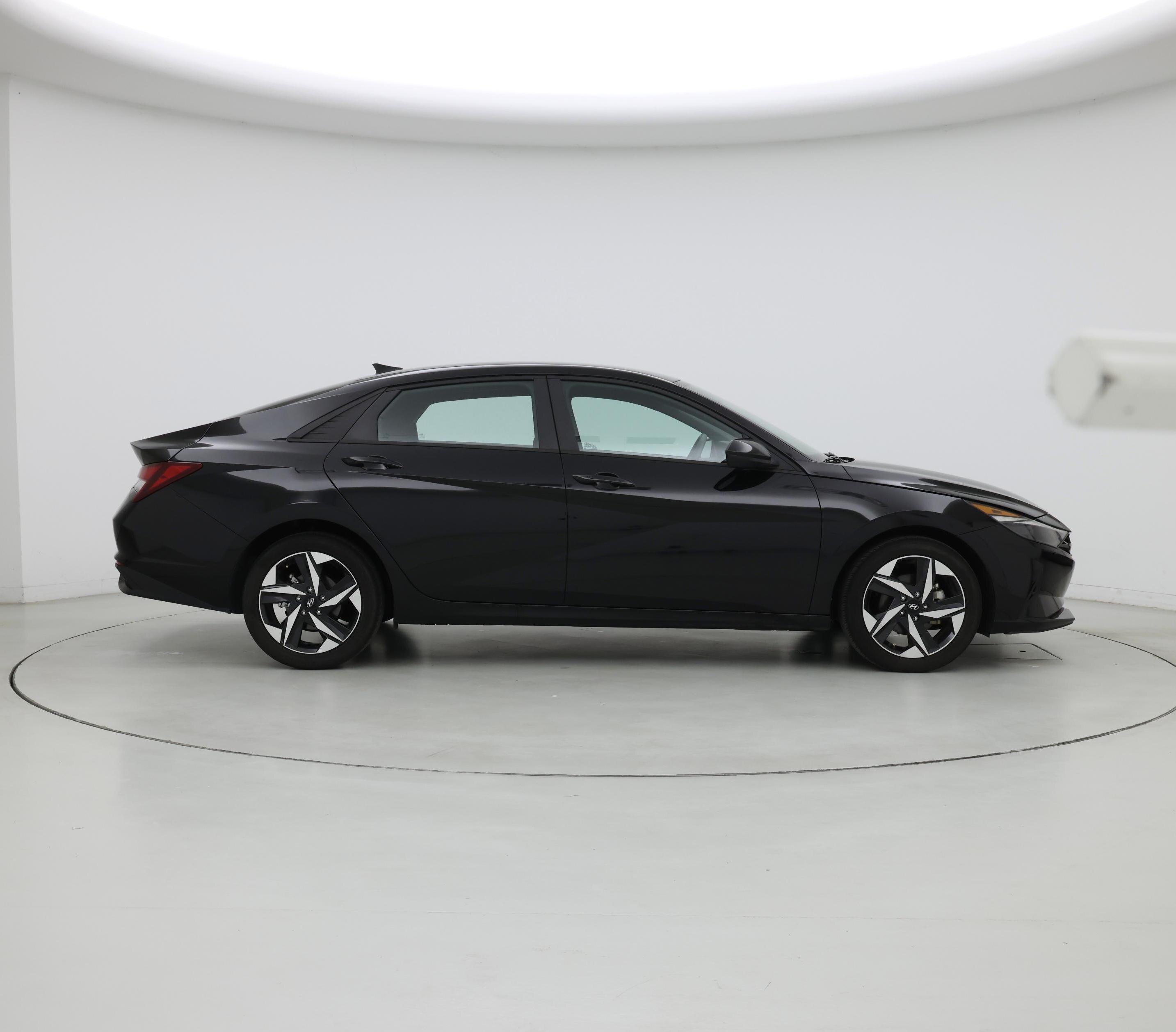 Thumbnail: 2023 Hyundai Elantra - 7