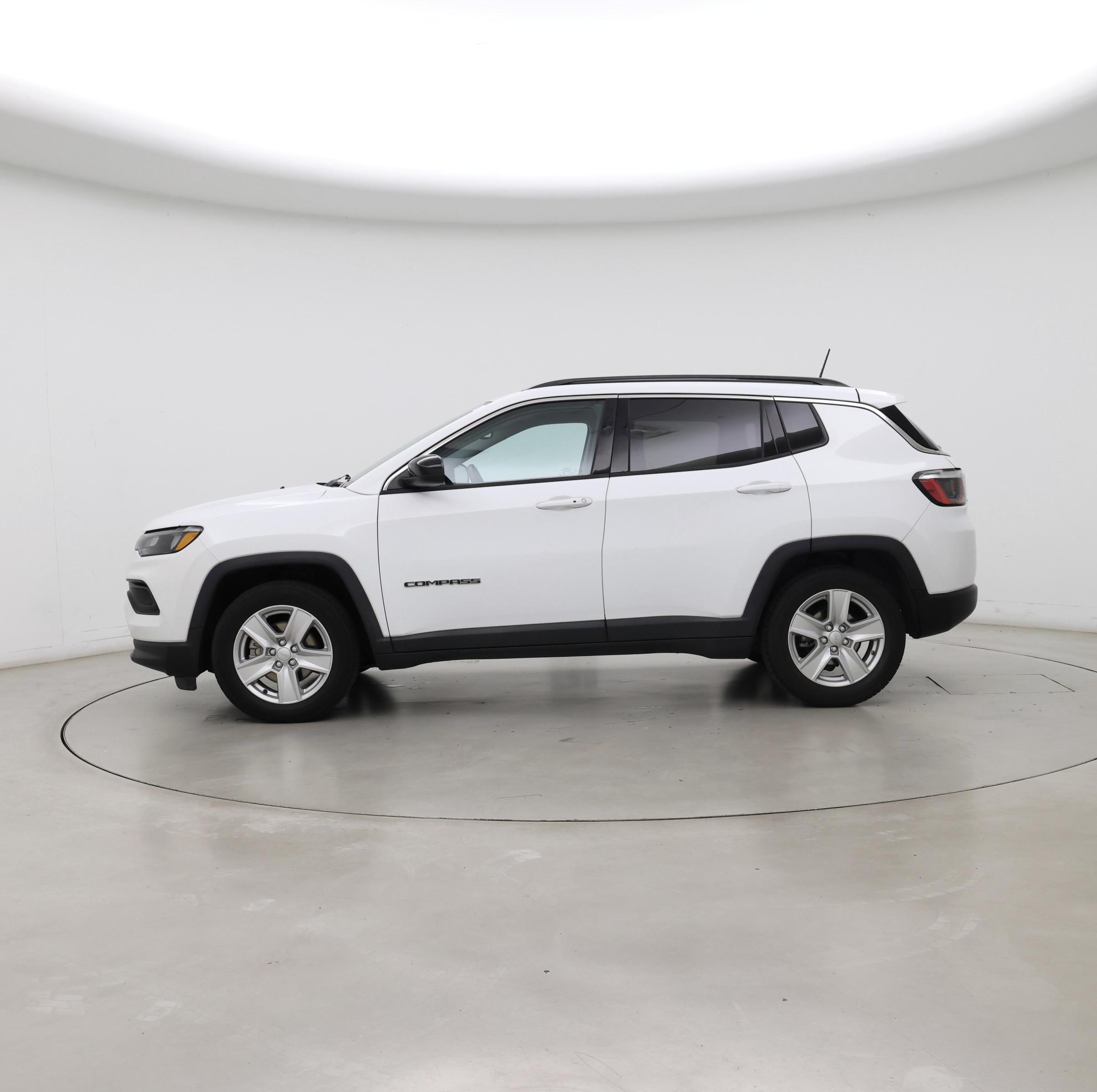 Thumbnail: 2022 Jeep Compass - 3