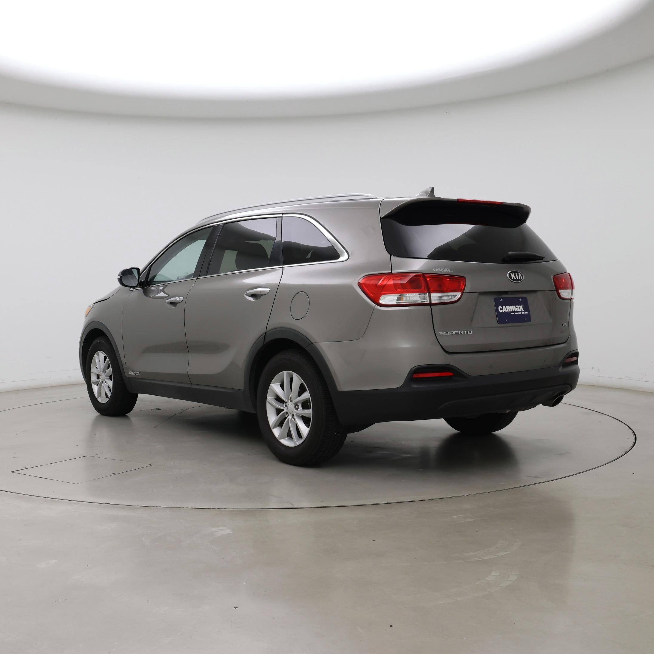 Thumbnail: 2018 Kia Sorento - 2
