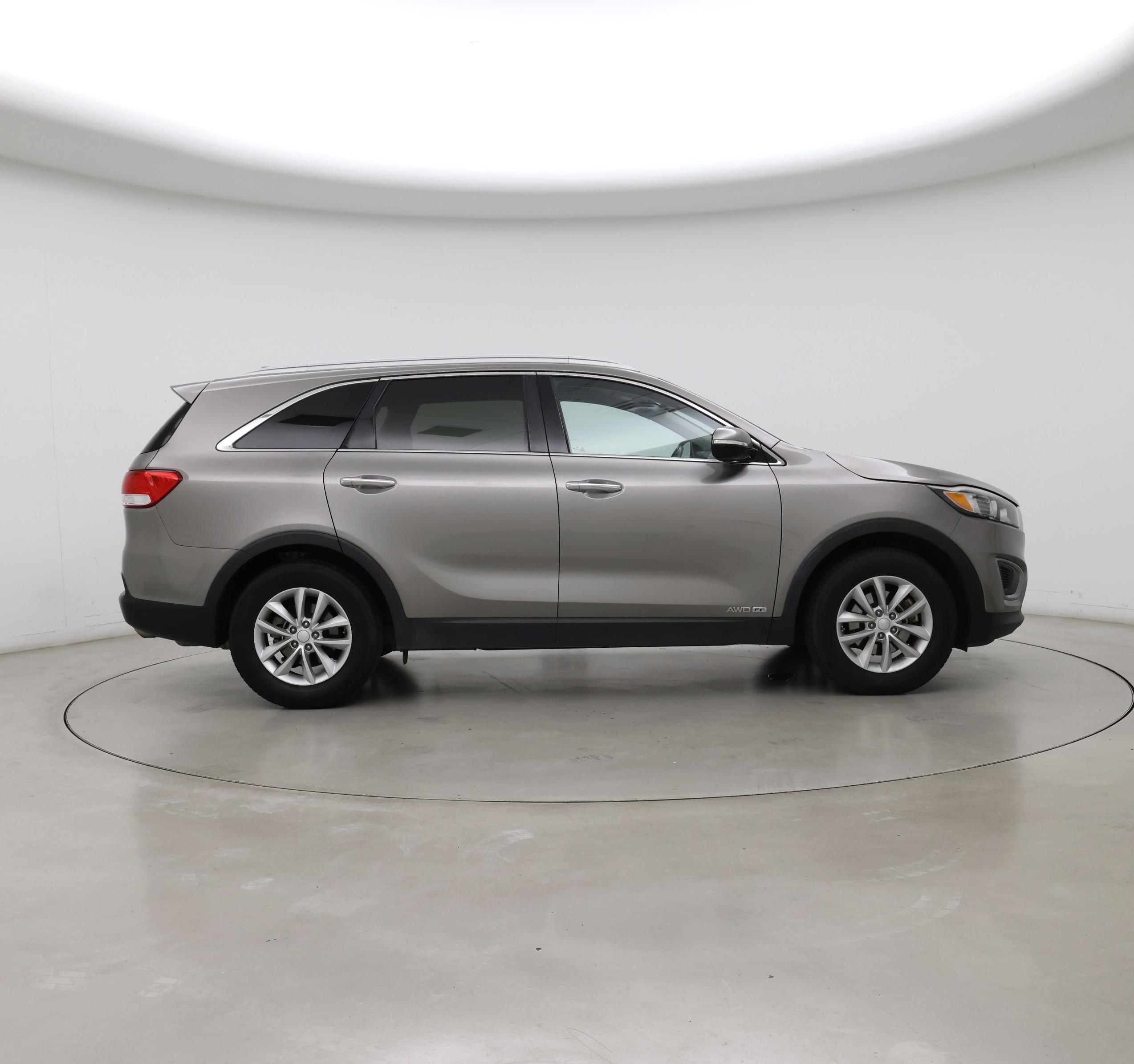 Thumbnail: 2018 Kia Sorento - 7