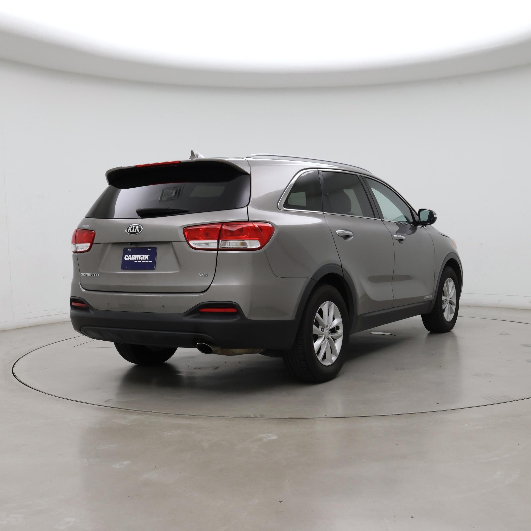 Thumbnail: 2018 Kia Sorento - 8