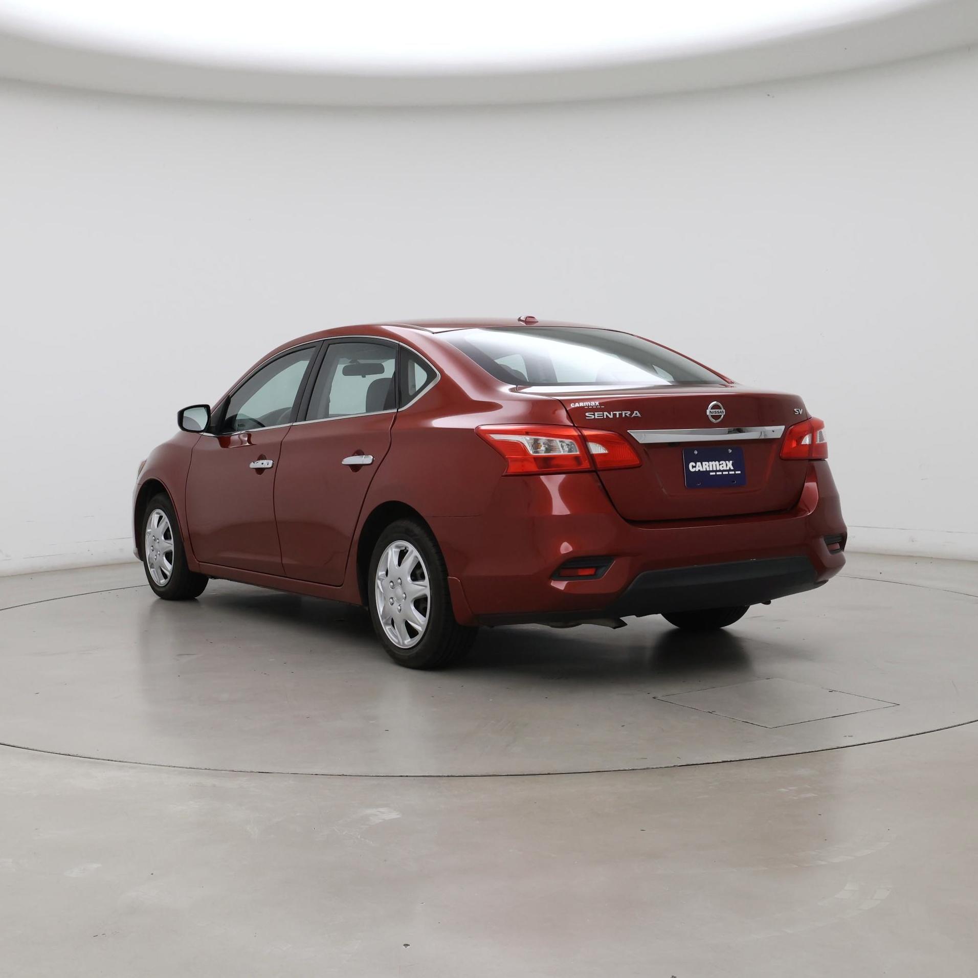 Thumbnail: 2016 Nissan Sentra - 2