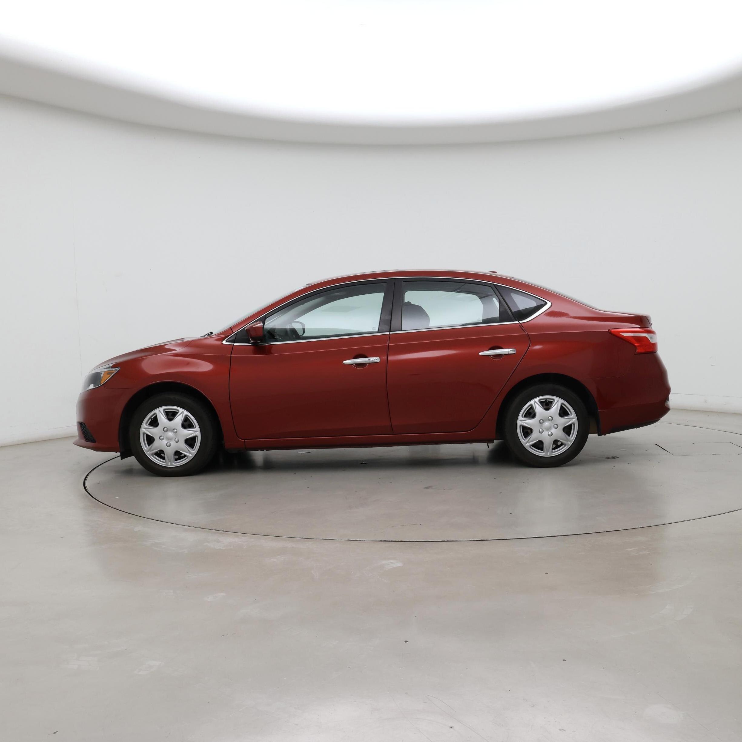 Thumbnail: 2016 Nissan Sentra - 3