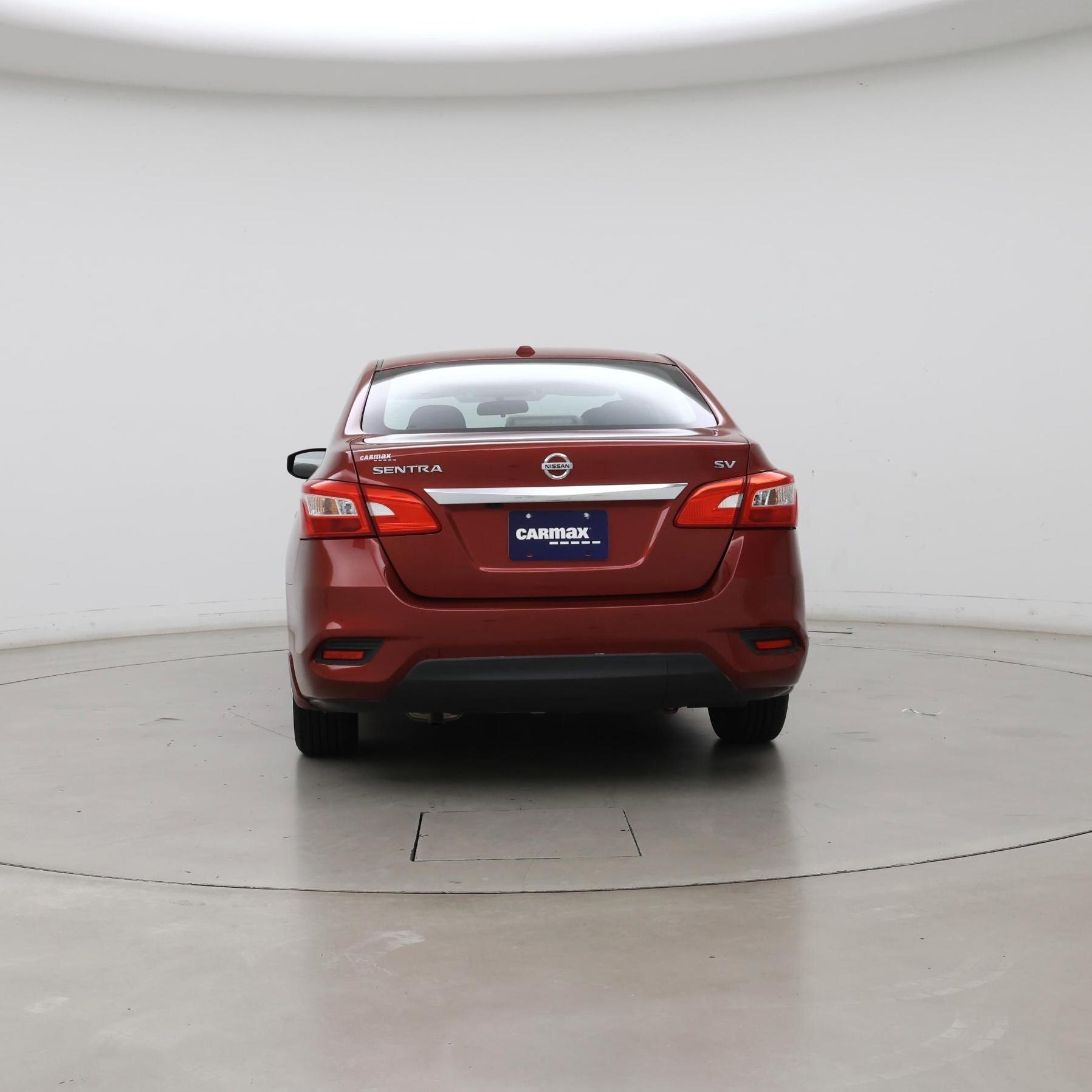 Thumbnail: 2016 Nissan Sentra - 6