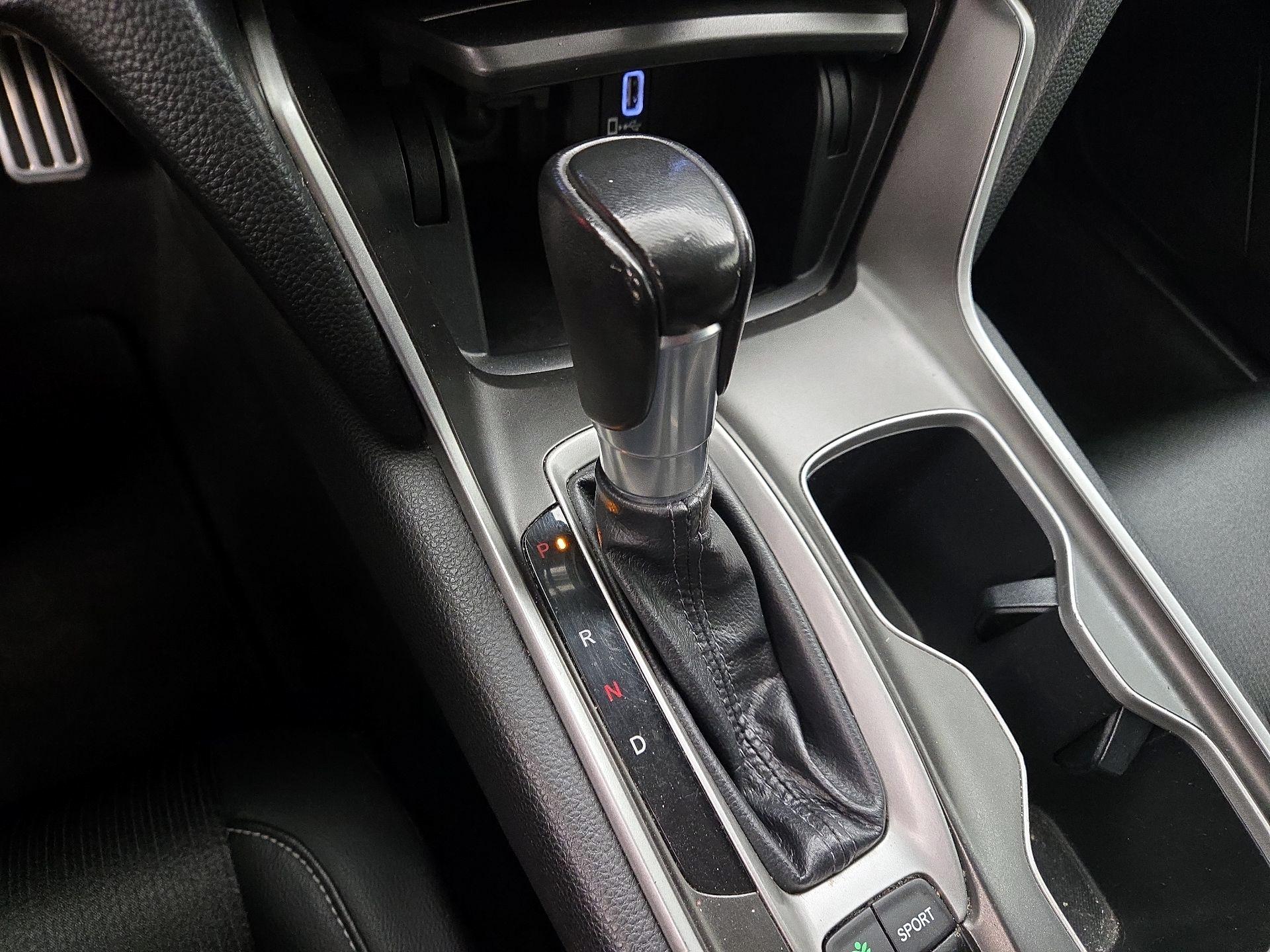 Thumbnail: 2018 Honda Accord - 17