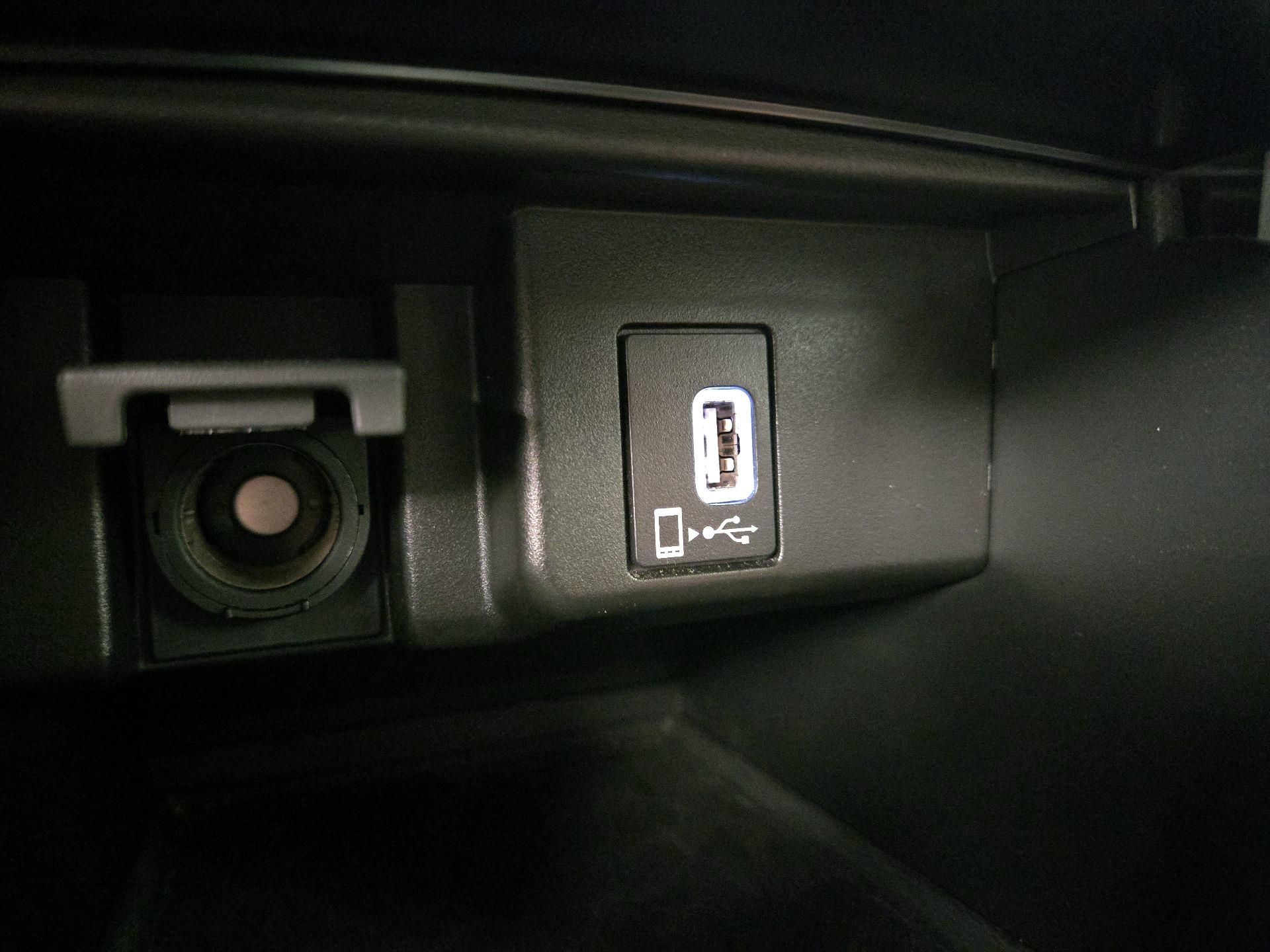 Thumbnail: 2018 Honda Accord - 18