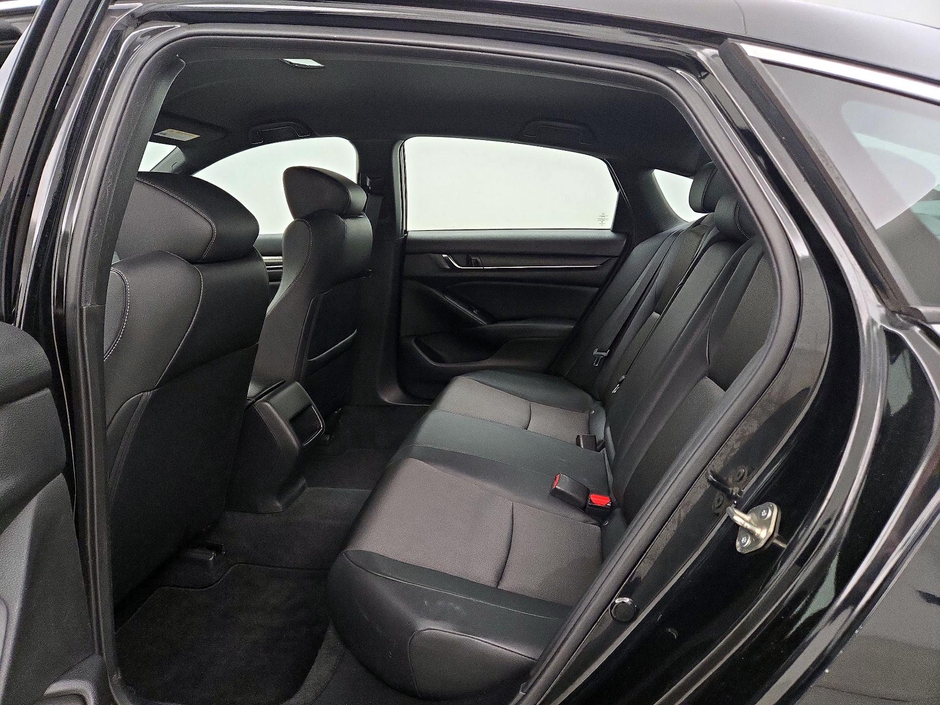 Thumbnail: 2018 Honda Accord - 19