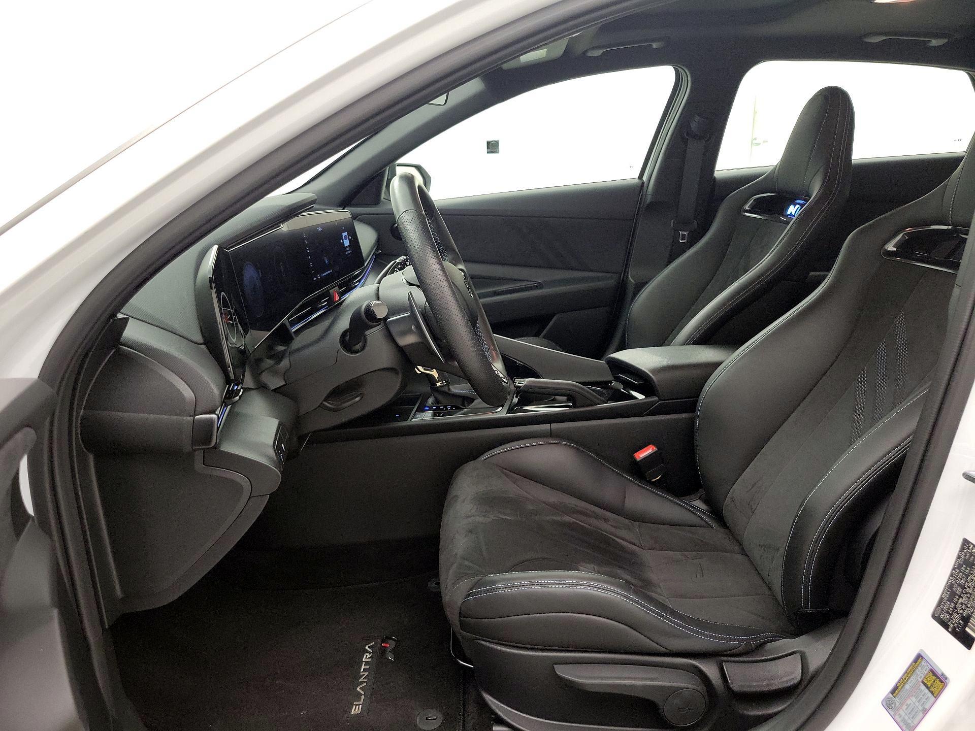 Thumbnail: 2025 Hyundai Elantra - 11