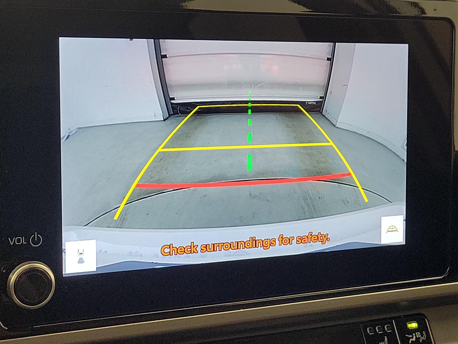 Thumbnail: 2025 Toyota Camry - 14