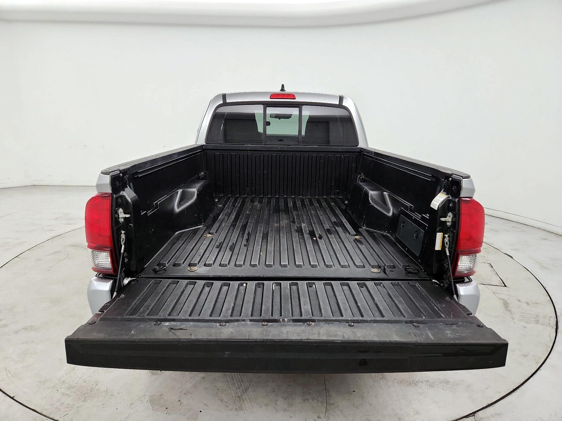 Thumbnail: 2022 Toyota Tacoma - 20