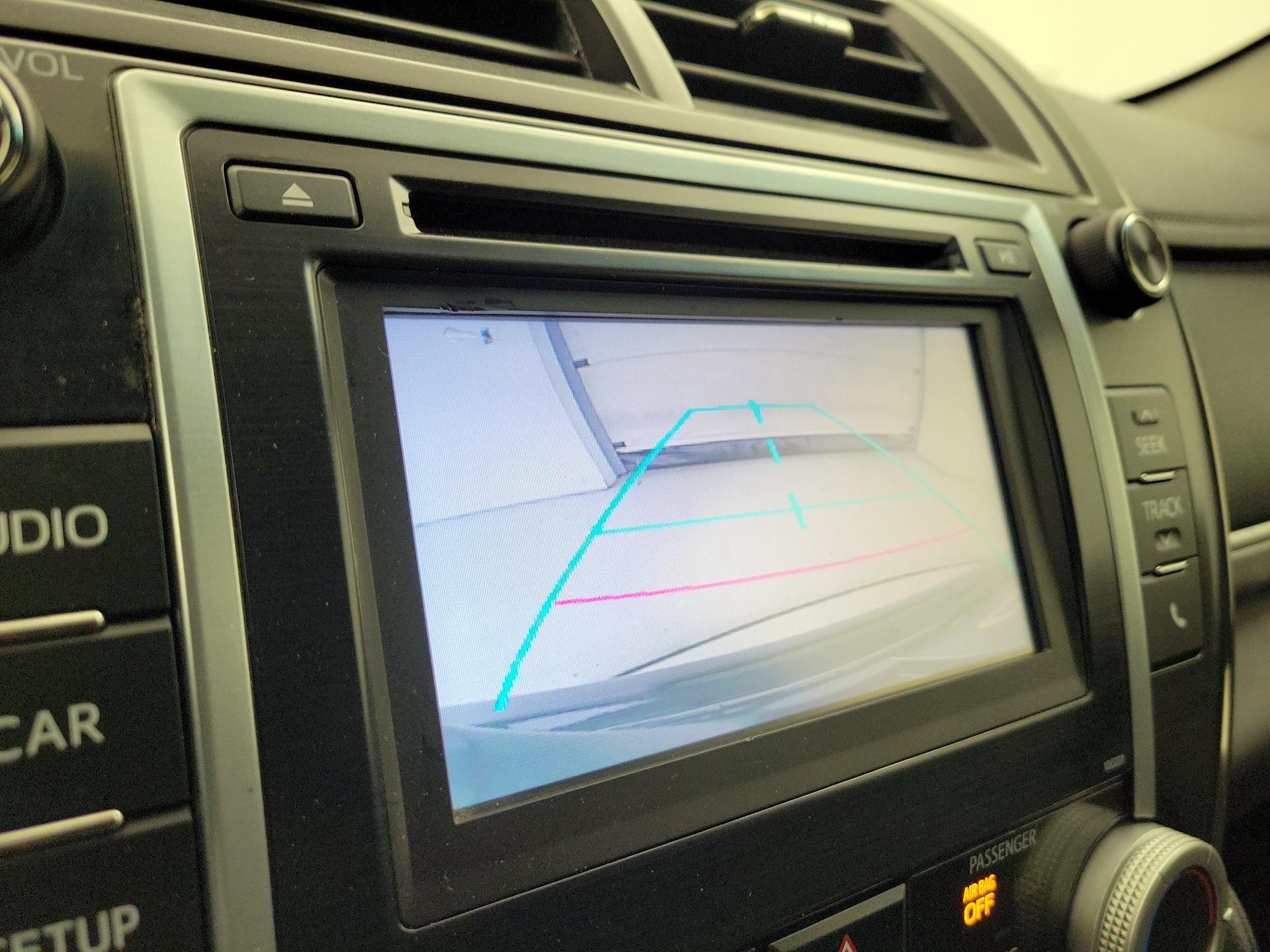 Thumbnail: 2014 Toyota Camry - 14