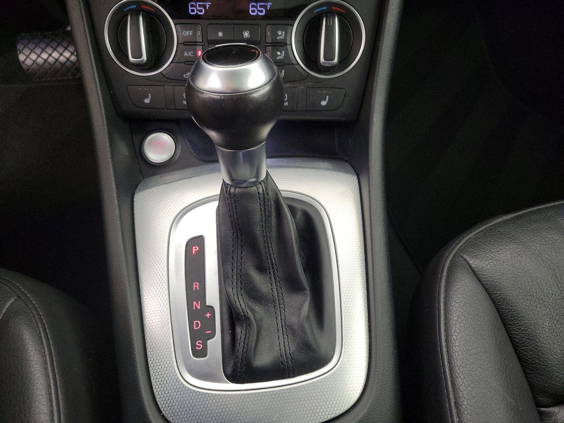 Thumbnail: 2016 Audi Q3 - 17