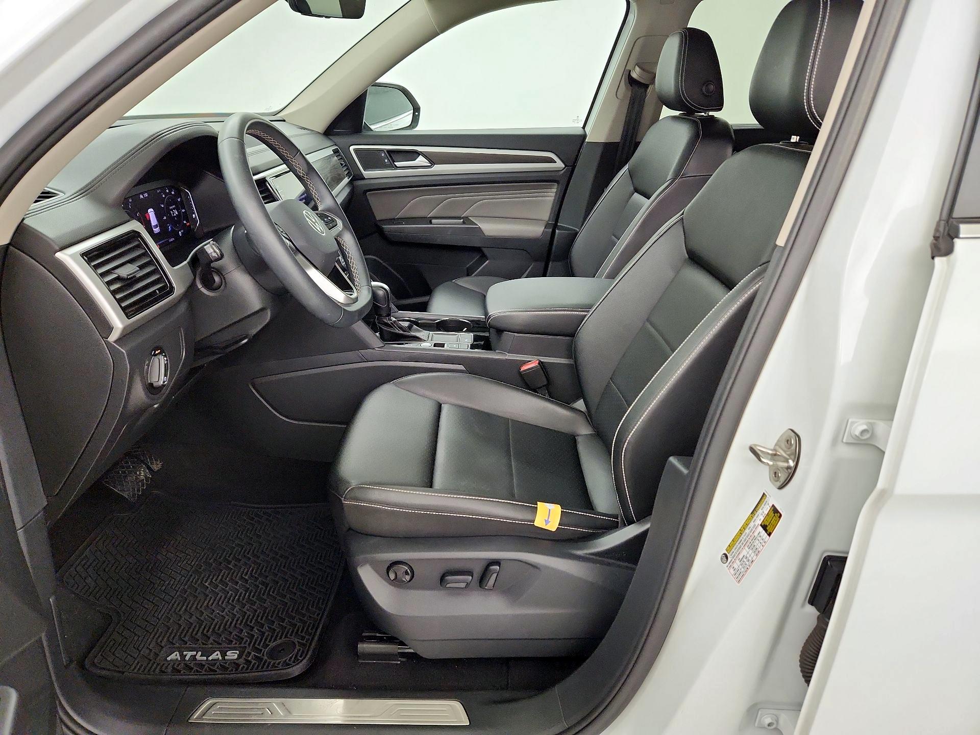 Thumbnail: 2023 Volkswagen Atlas - 11