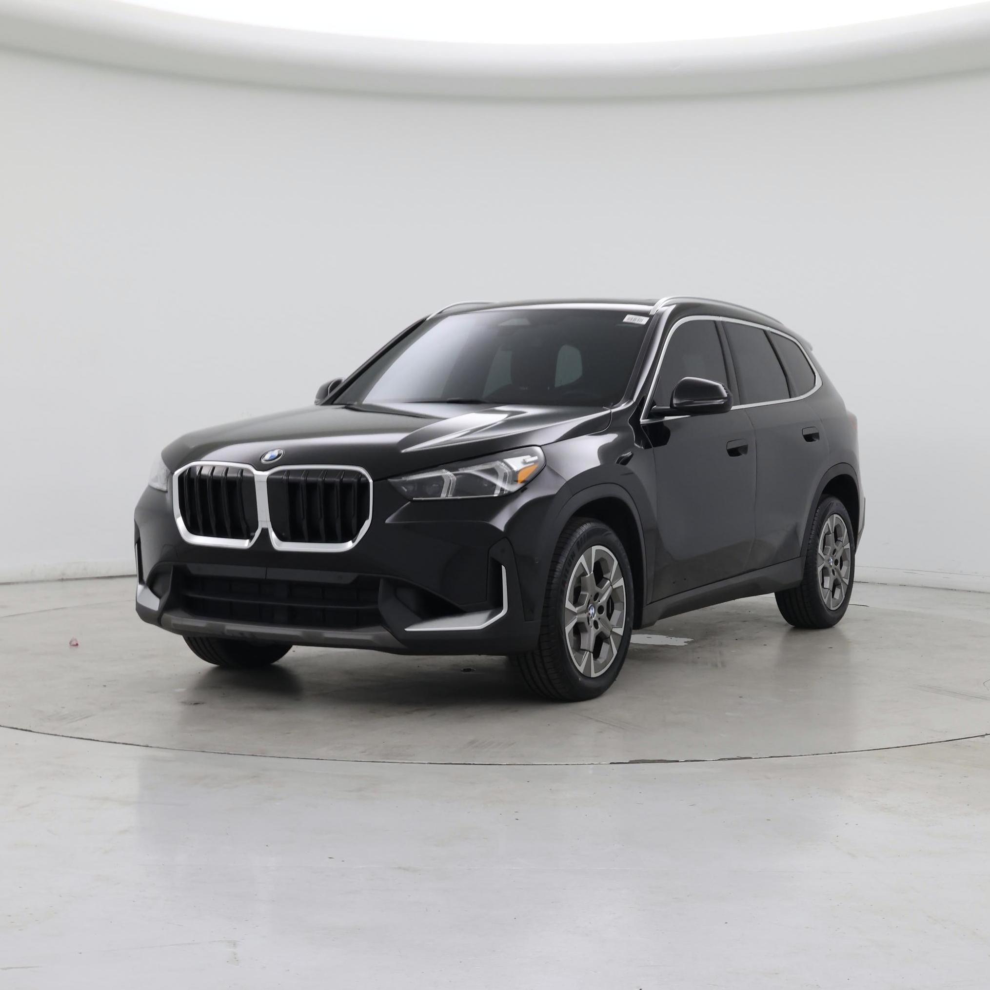 Thumbnail: 2023 BMW X1 - 4