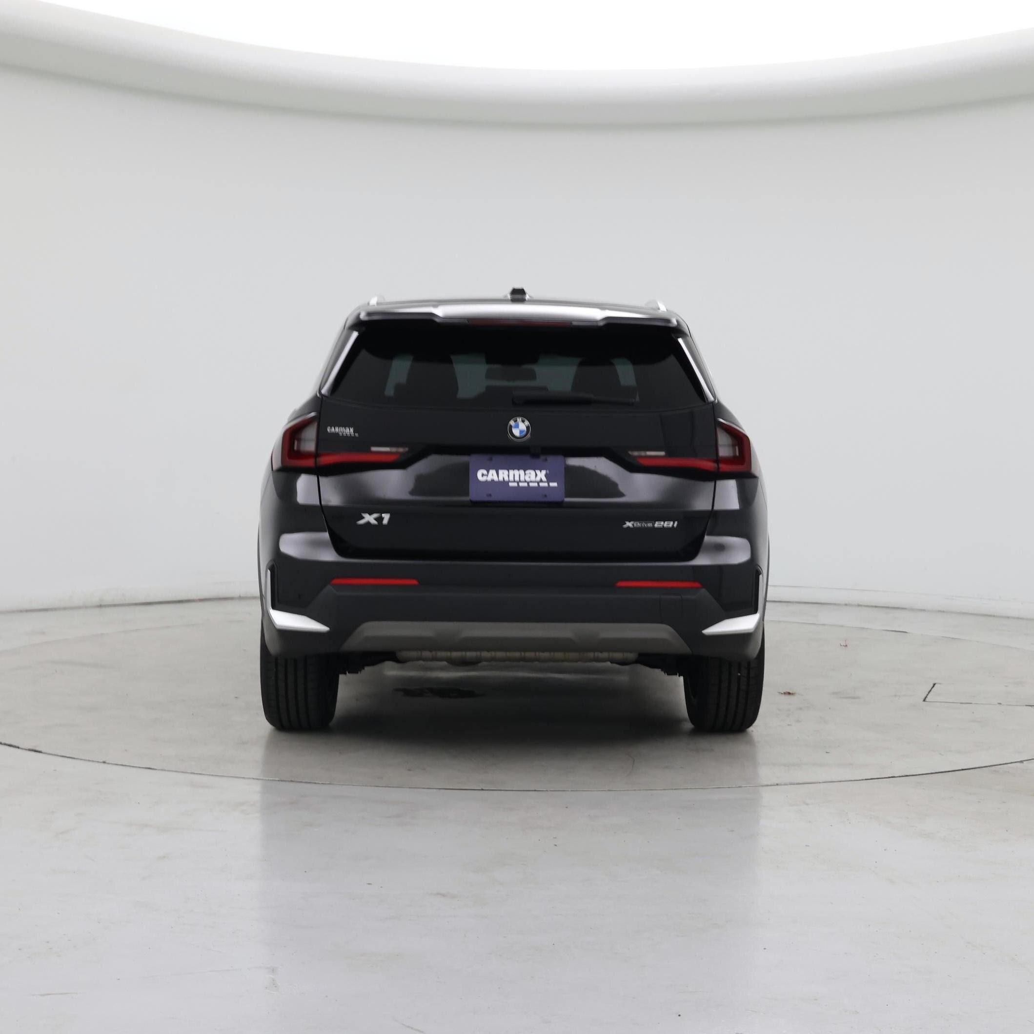 Thumbnail: 2023 BMW X1 - 6