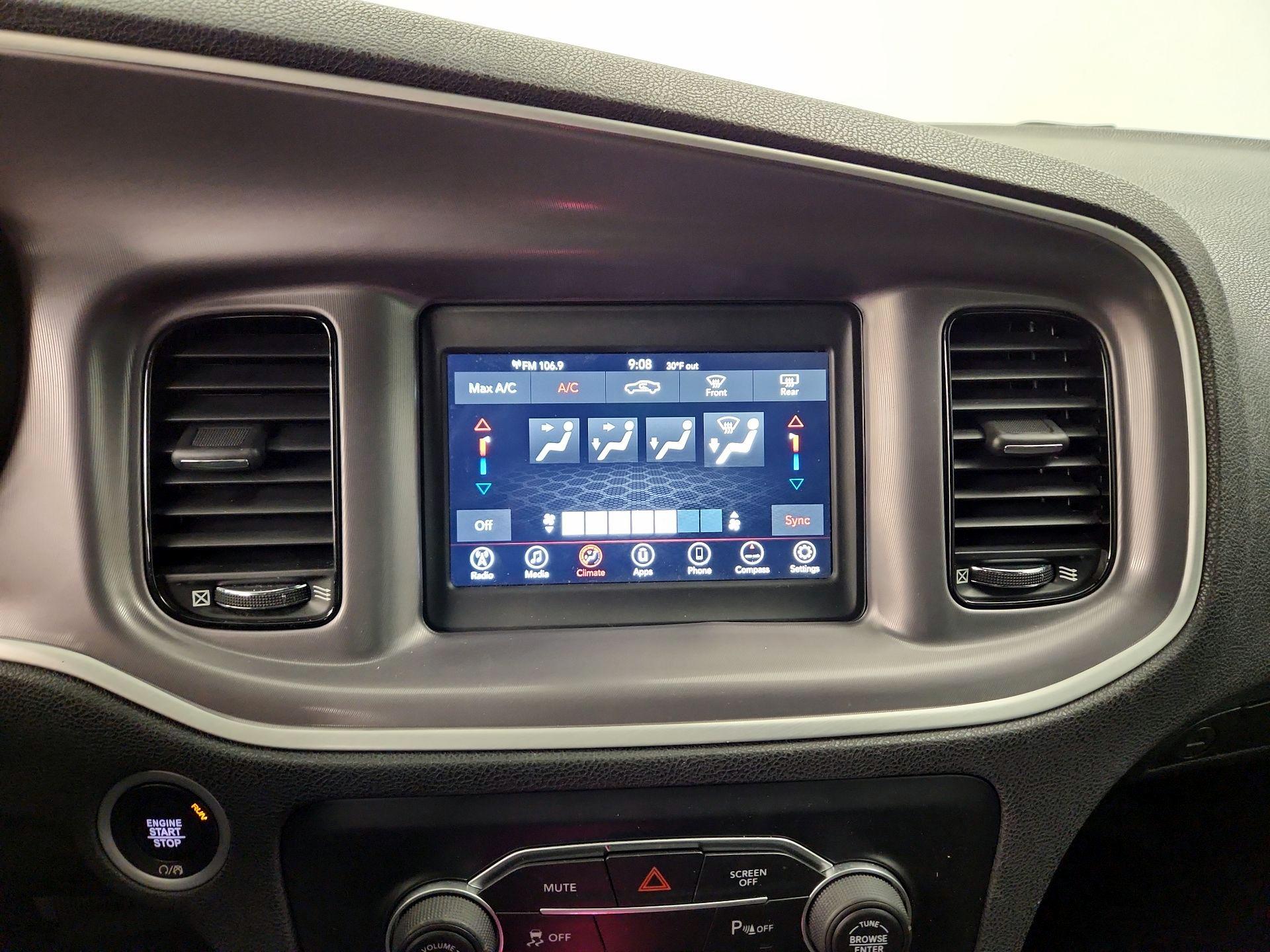 Thumbnail: 2022 Dodge Charger - 16