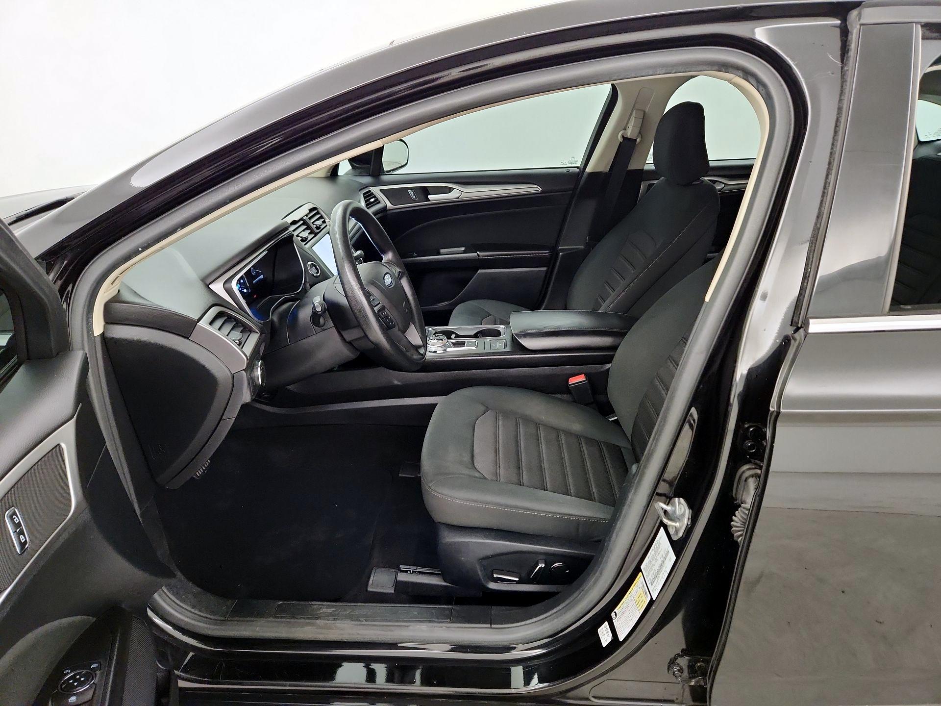 Thumbnail: 2020 Ford Fusion - 11