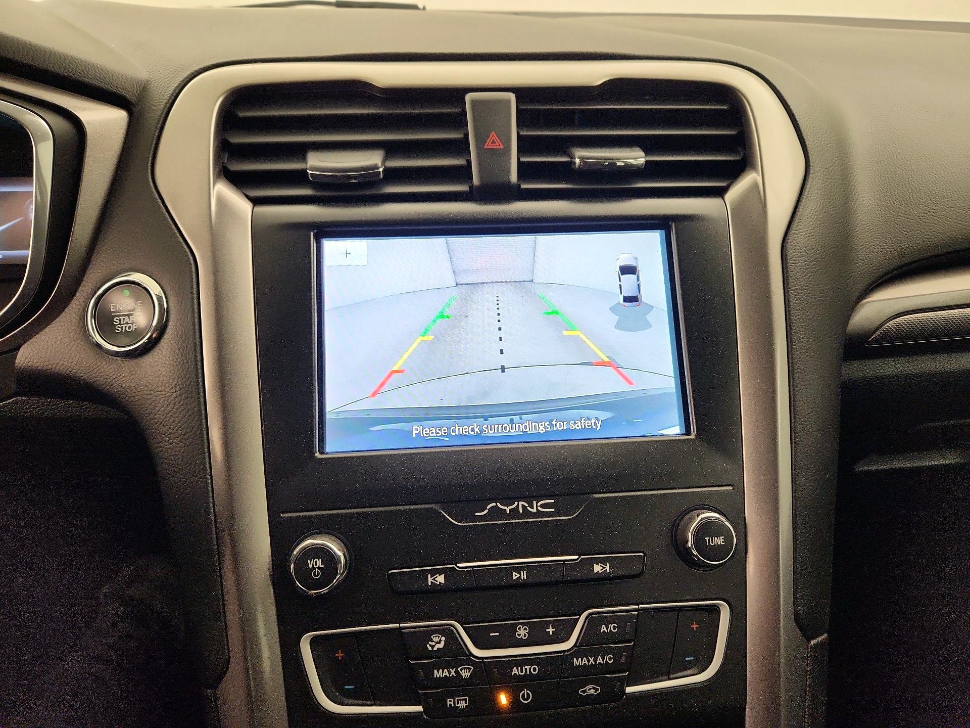 Thumbnail: 2020 Ford Fusion - 14