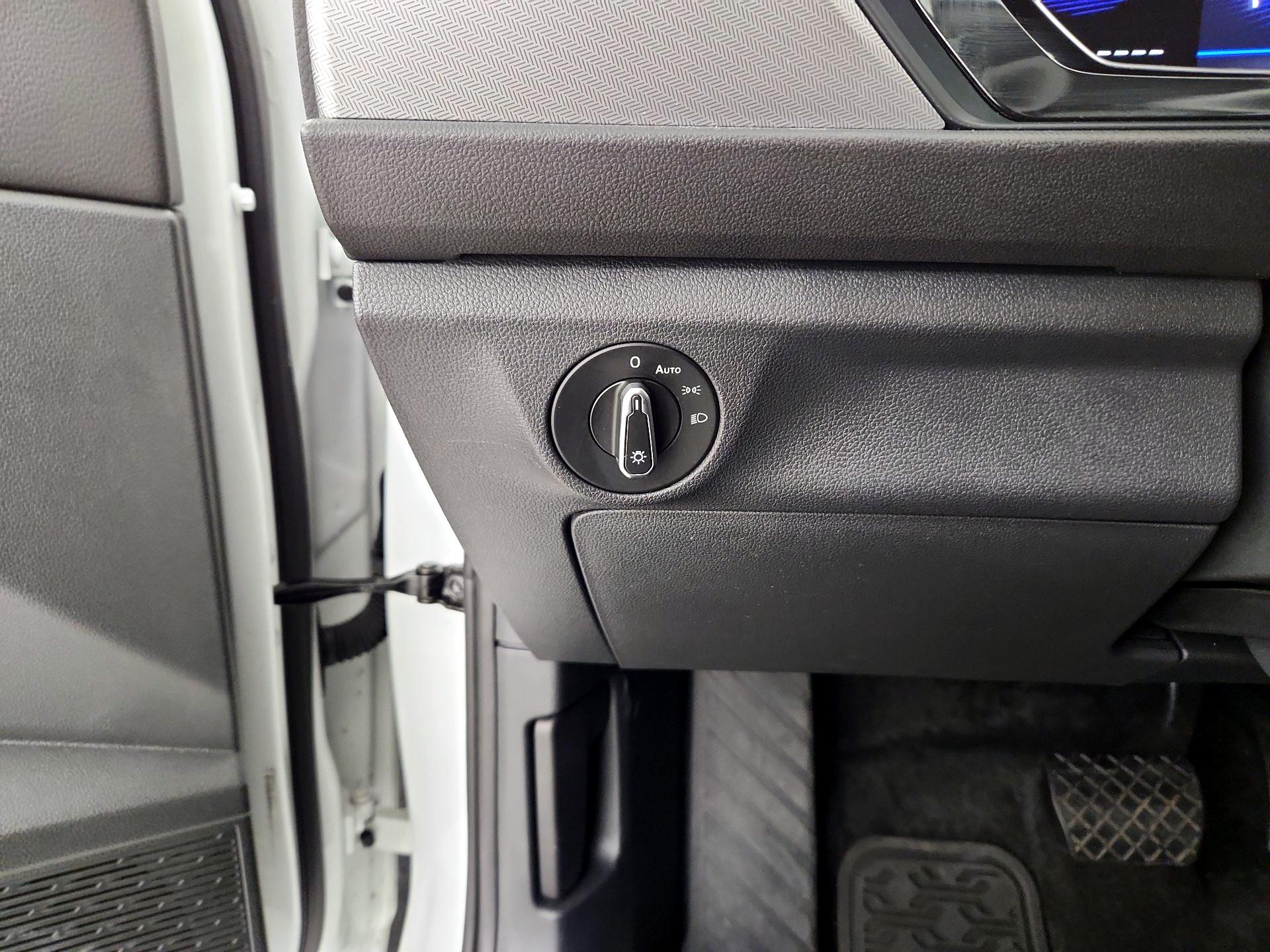 Thumbnail: 2024 Volkswagen Jetta - 13