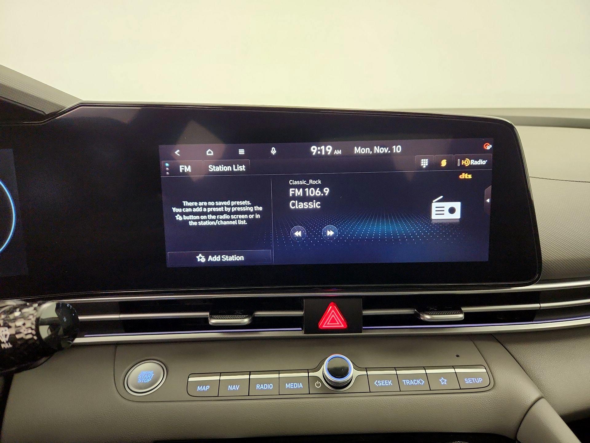 Thumbnail: 2024 Hyundai Elantra - 16