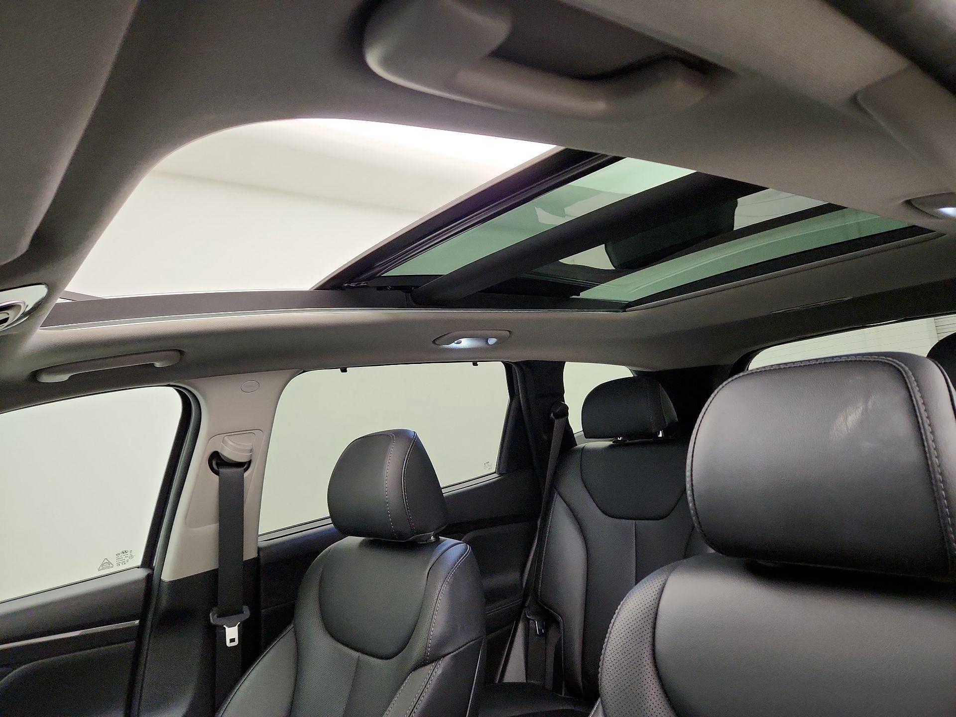 Thumbnail: 2023 Hyundai Santa Fe - 20