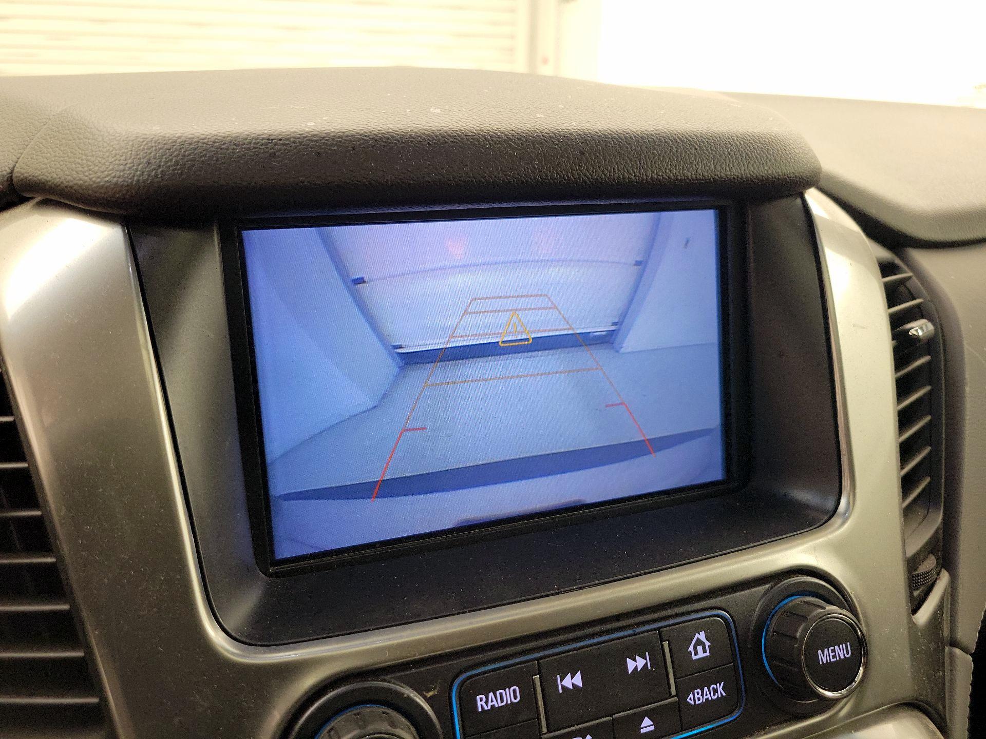 Thumbnail: 2018 Chevrolet Tahoe - 15