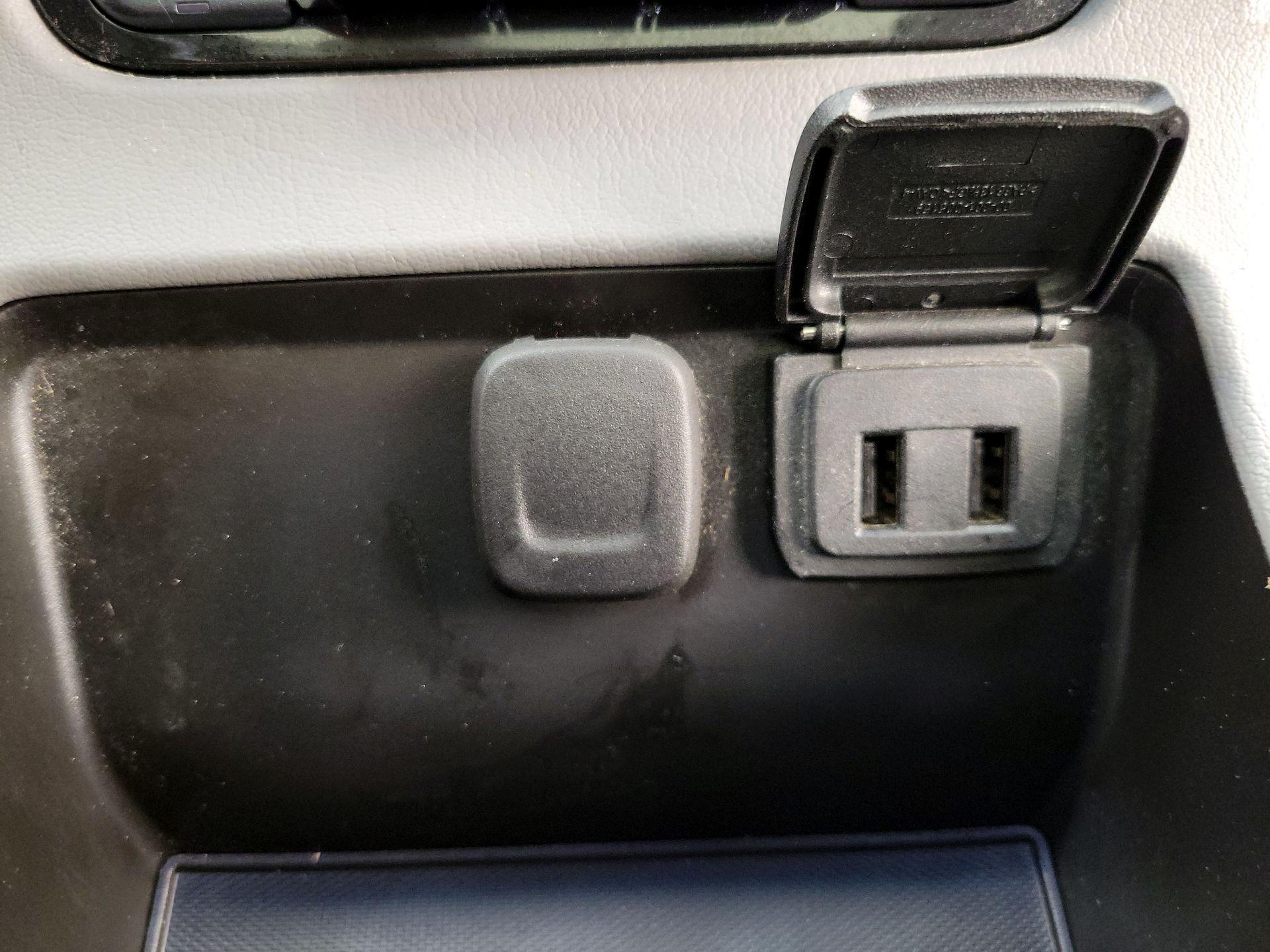 Thumbnail: 2018 Chevrolet Tahoe - 19