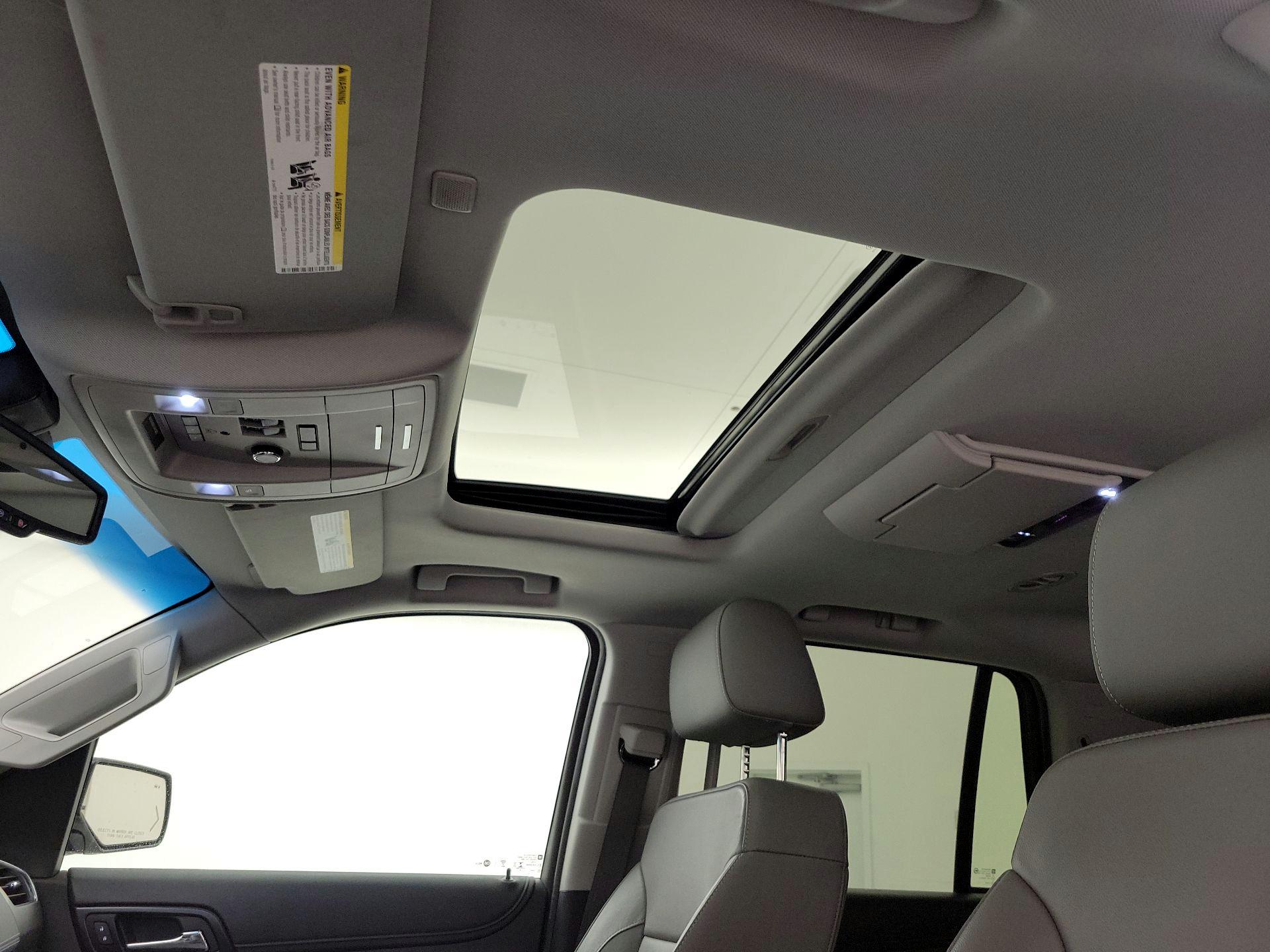 Thumbnail: 2018 Chevrolet Tahoe - 20