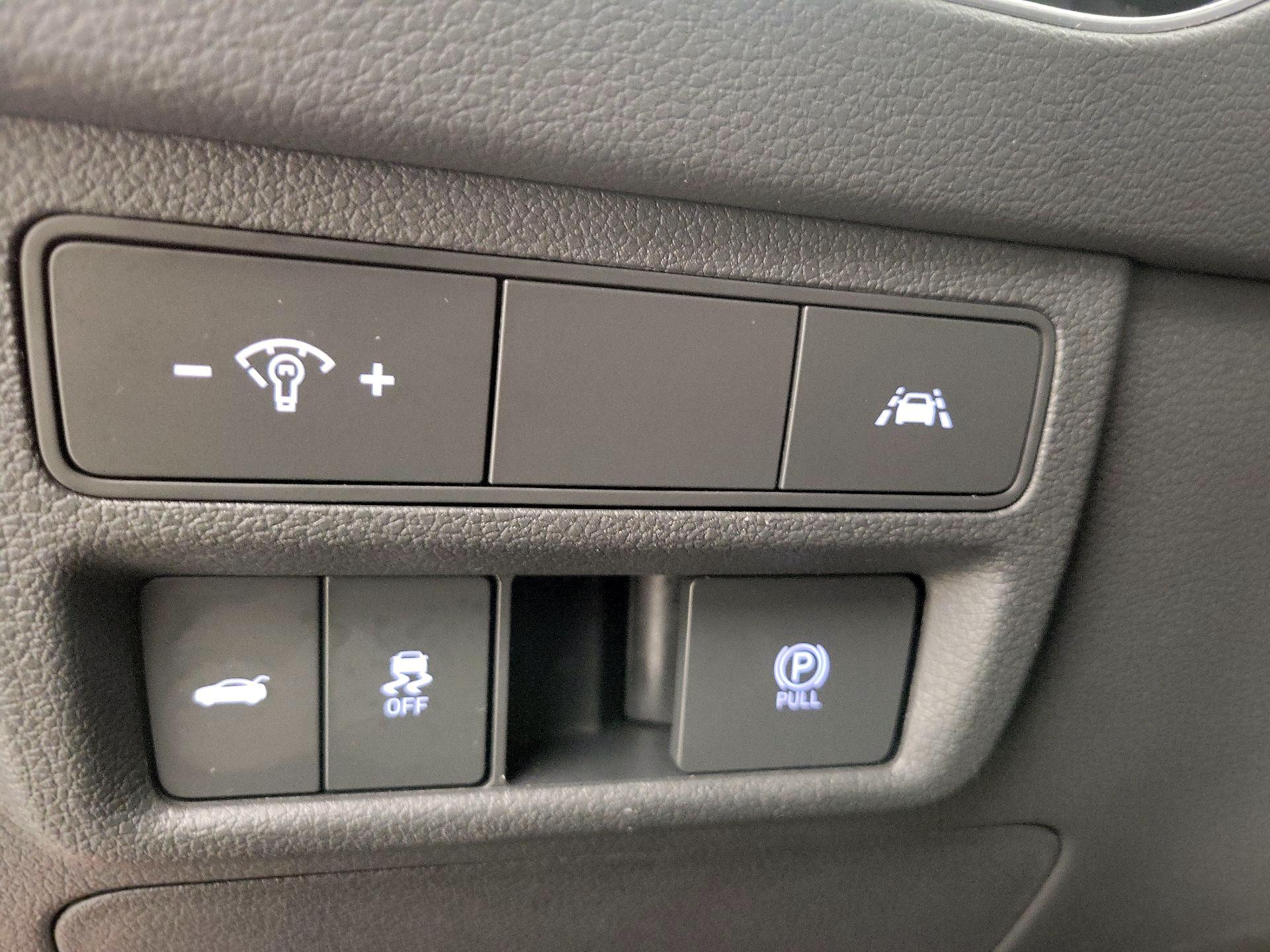 Thumbnail: 2020 Hyundai Sonata - 13