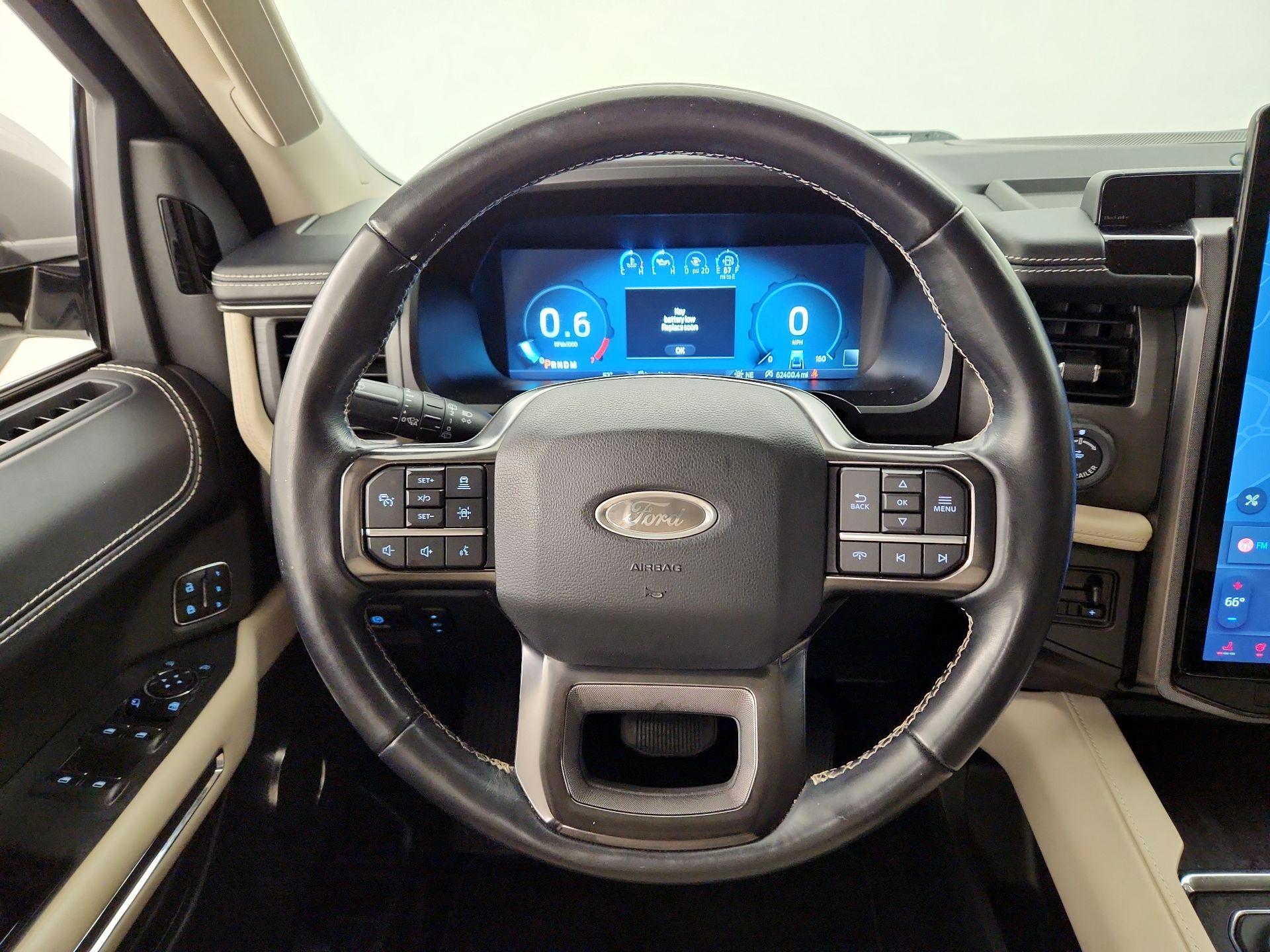 Thumbnail: 2022 Ford Expedition - 10