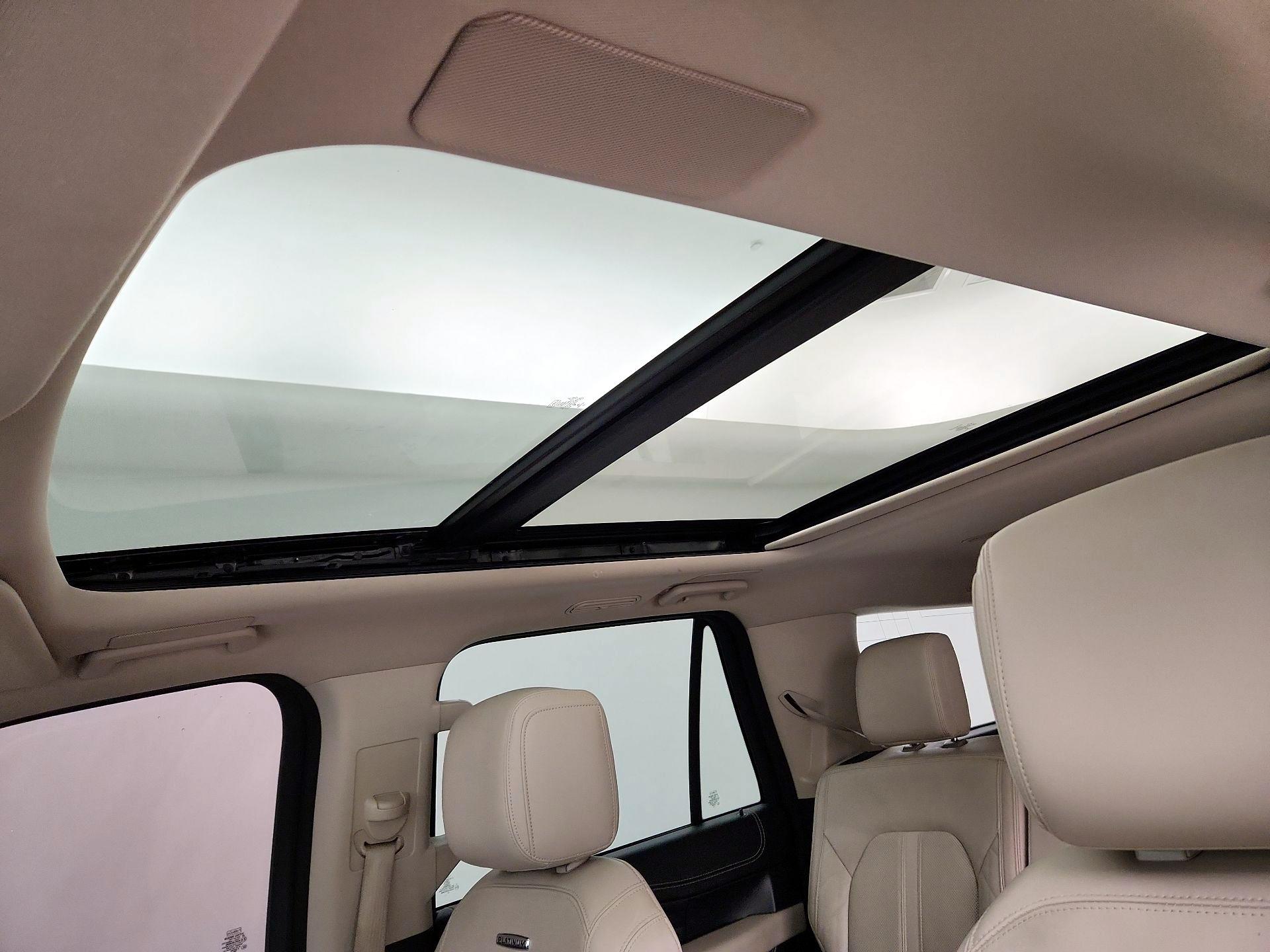 Thumbnail: 2022 Ford Expedition - 20