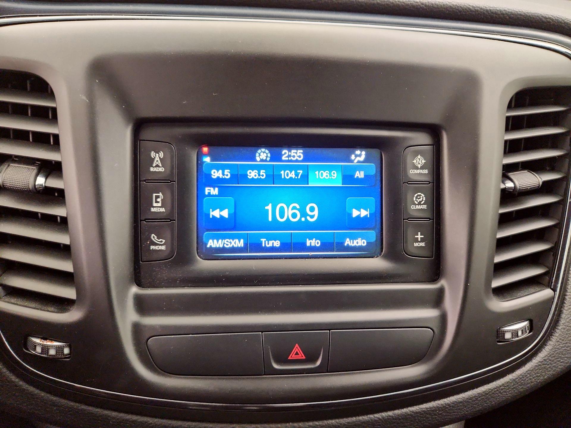 Thumbnail: 2015 Chrysler 200 - 14