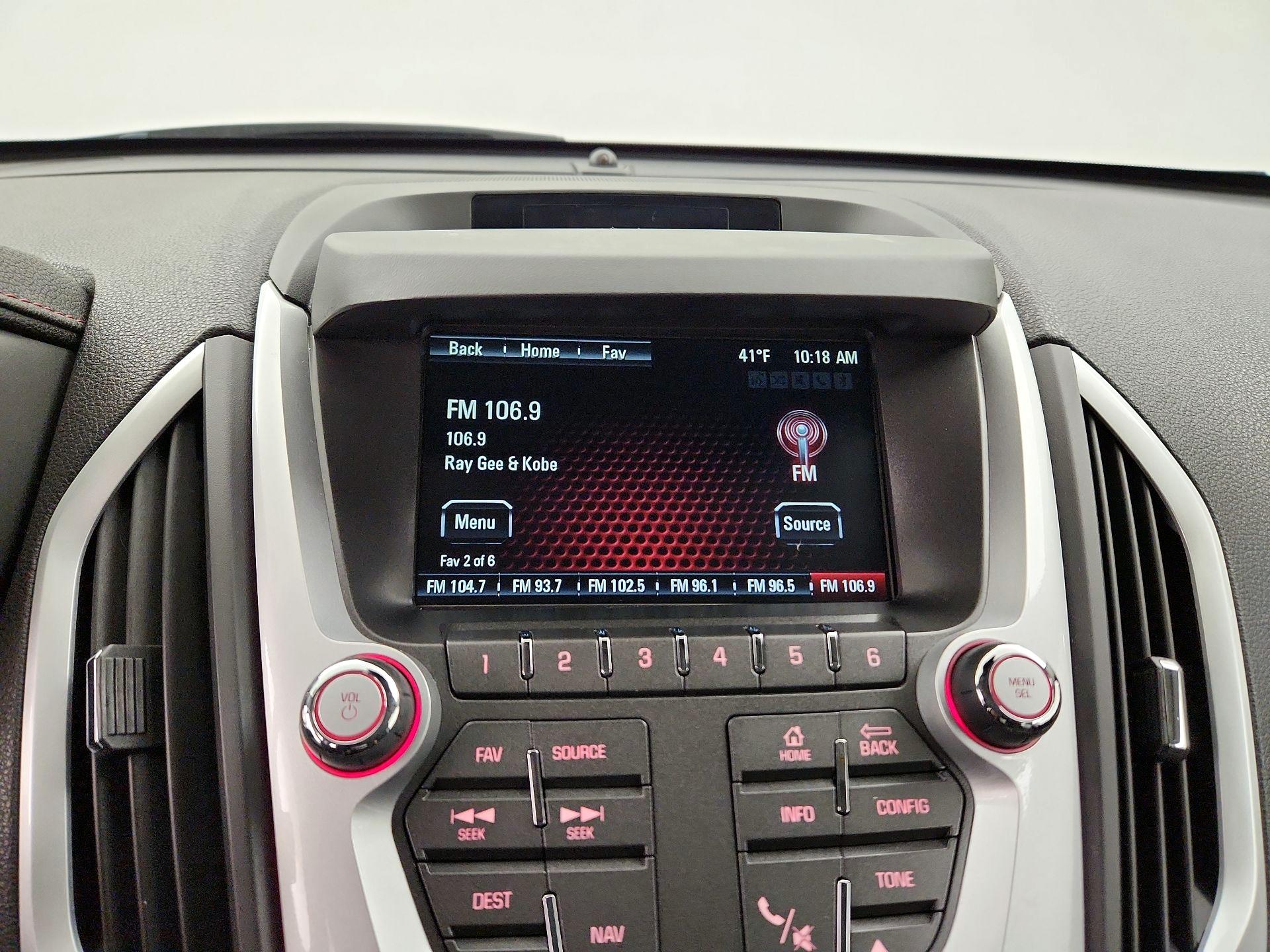 Thumbnail: 2015 GMC Terrain - 16