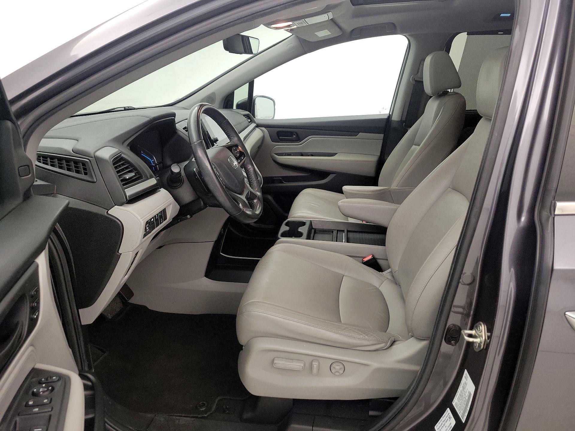 Thumbnail: 2019 Honda Odyssey - 11