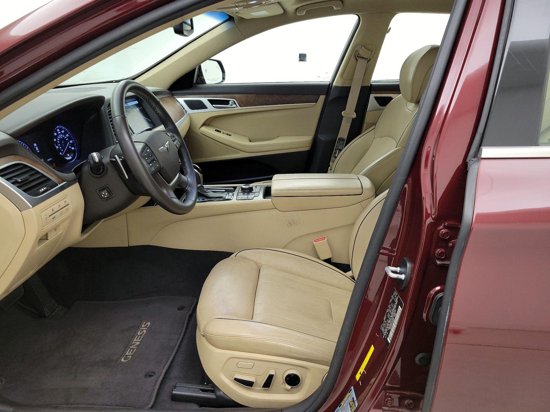 Thumbnail: 2017 Genesis G80 - 11