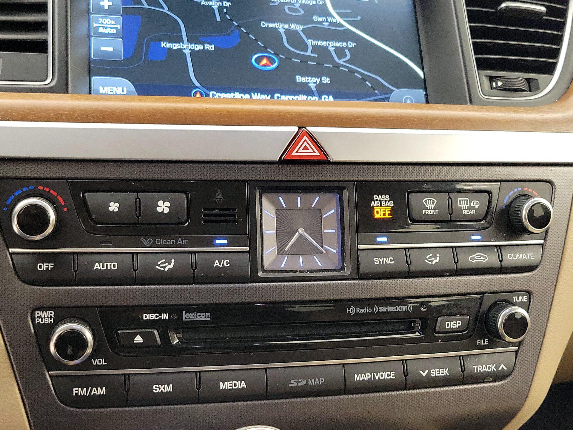 Thumbnail: 2017 Genesis G80 - 17