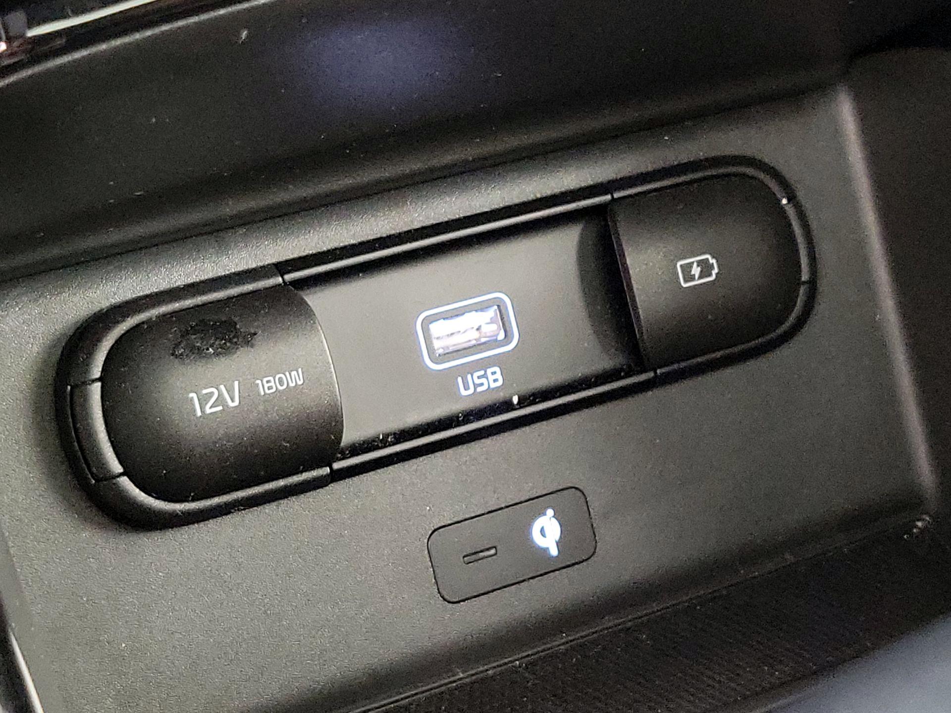 Thumbnail: 2020 Kia Telluride - 19