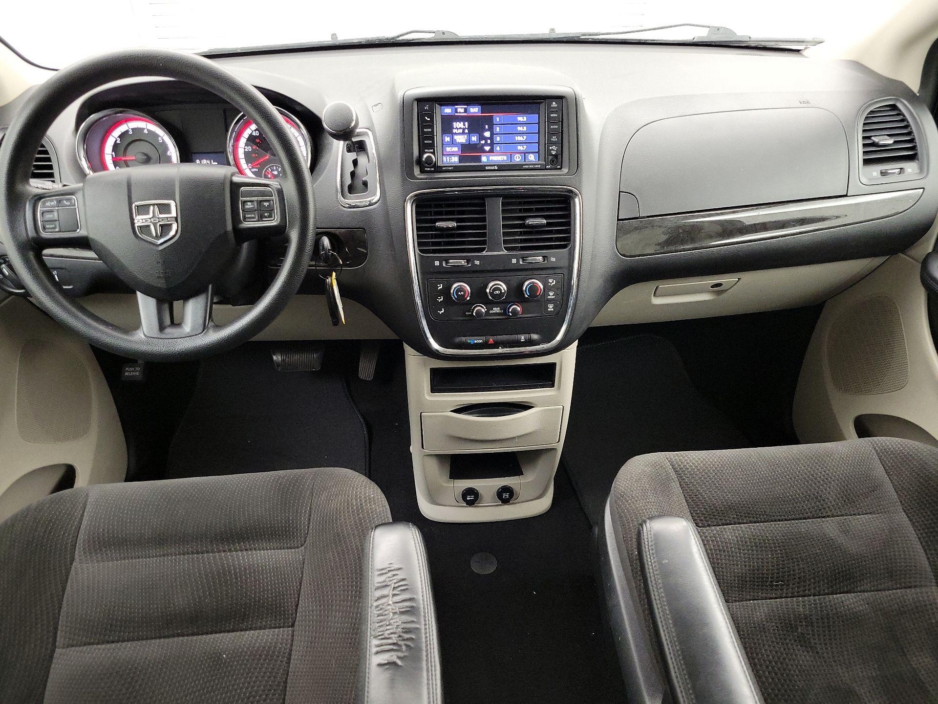 Thumbnail: 2018 Dodge Grand Caravan - 9