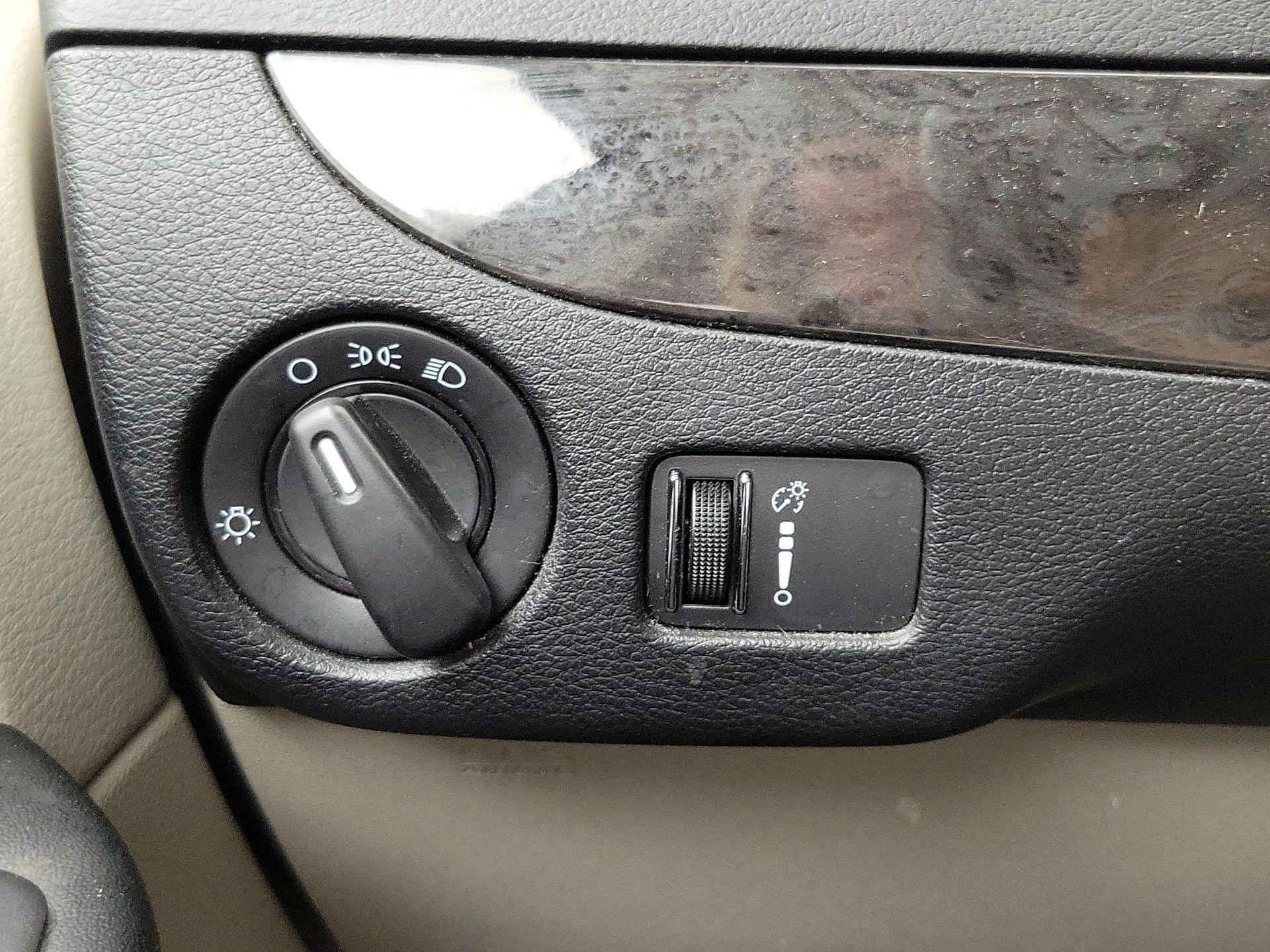 Thumbnail: 2018 Dodge Grand Caravan - 13