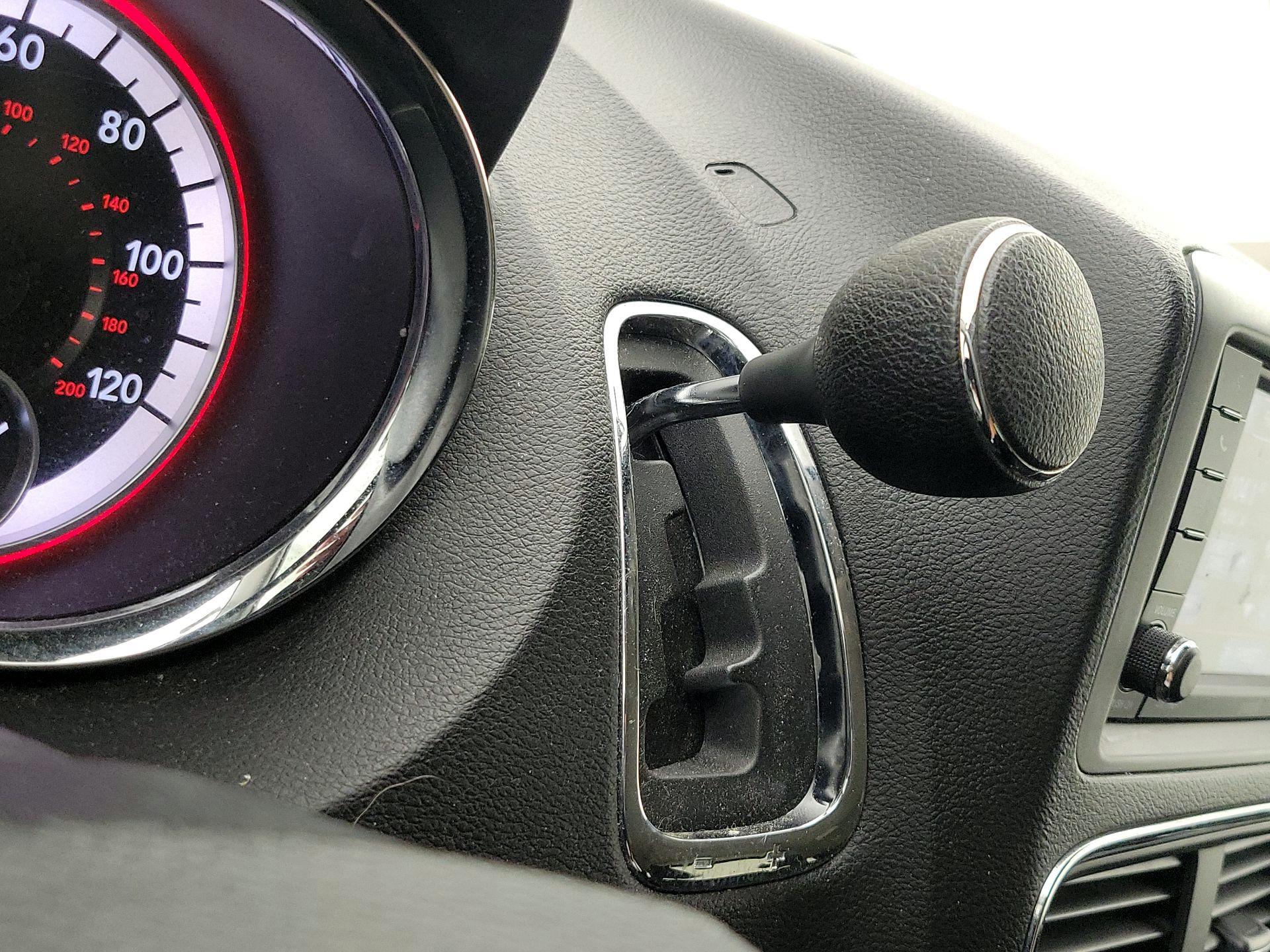 Thumbnail: 2018 Dodge Grand Caravan - 17