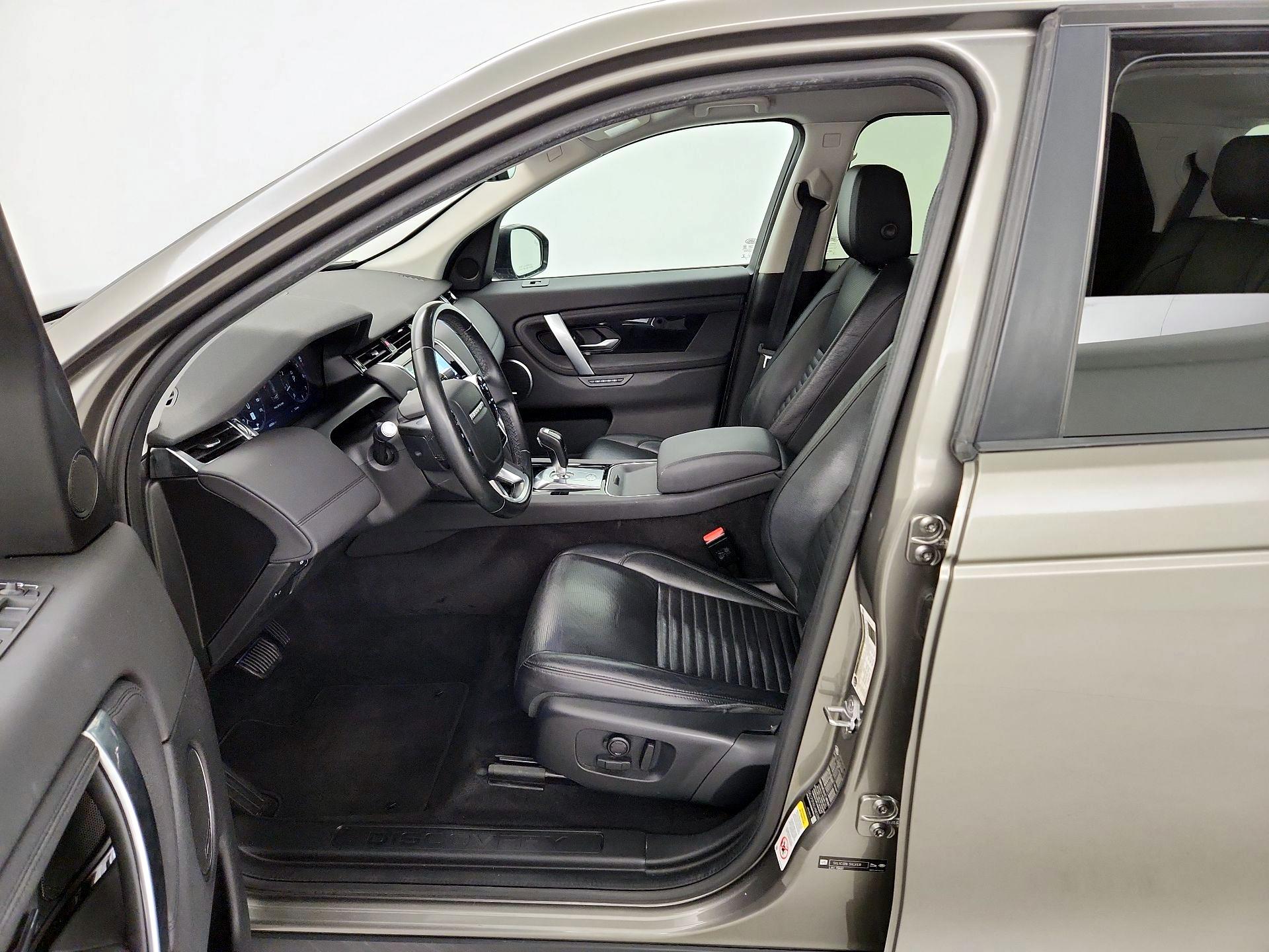 Thumbnail: 2020 Land Rover Discovery Sport - 11