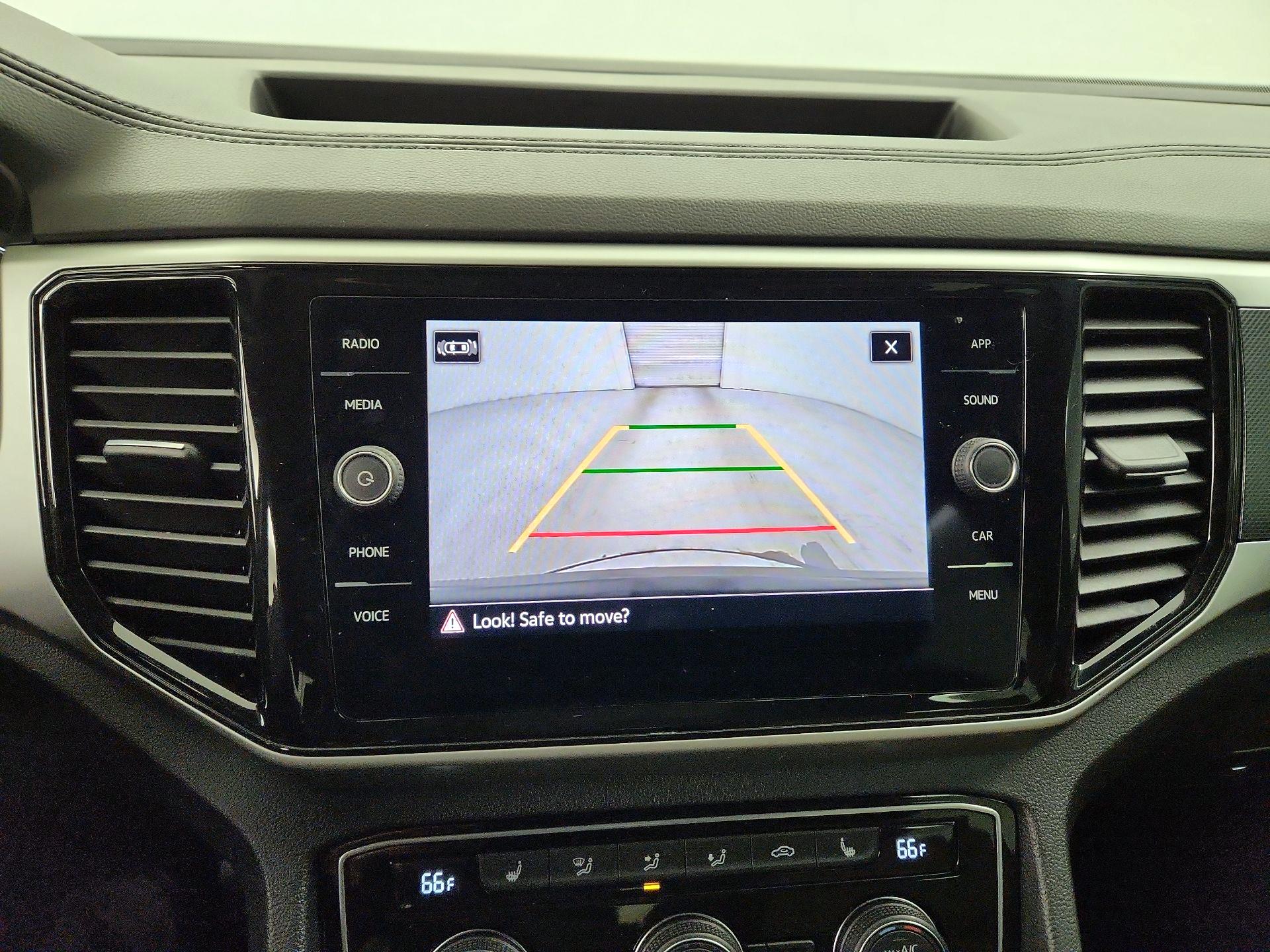 Thumbnail: 2023 Volkswagen Atlas - 14