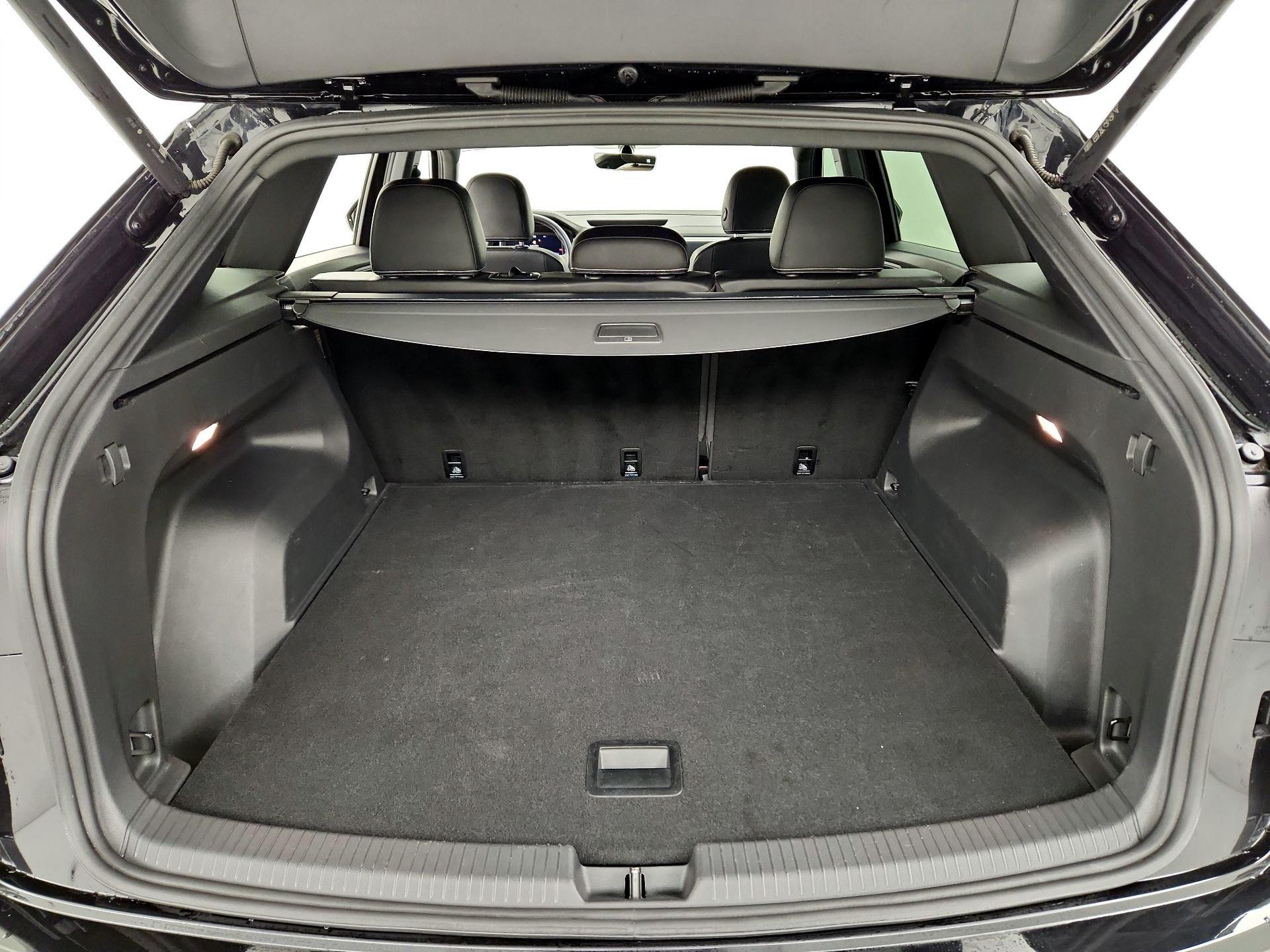 Thumbnail: 2023 Volkswagen Atlas - 20