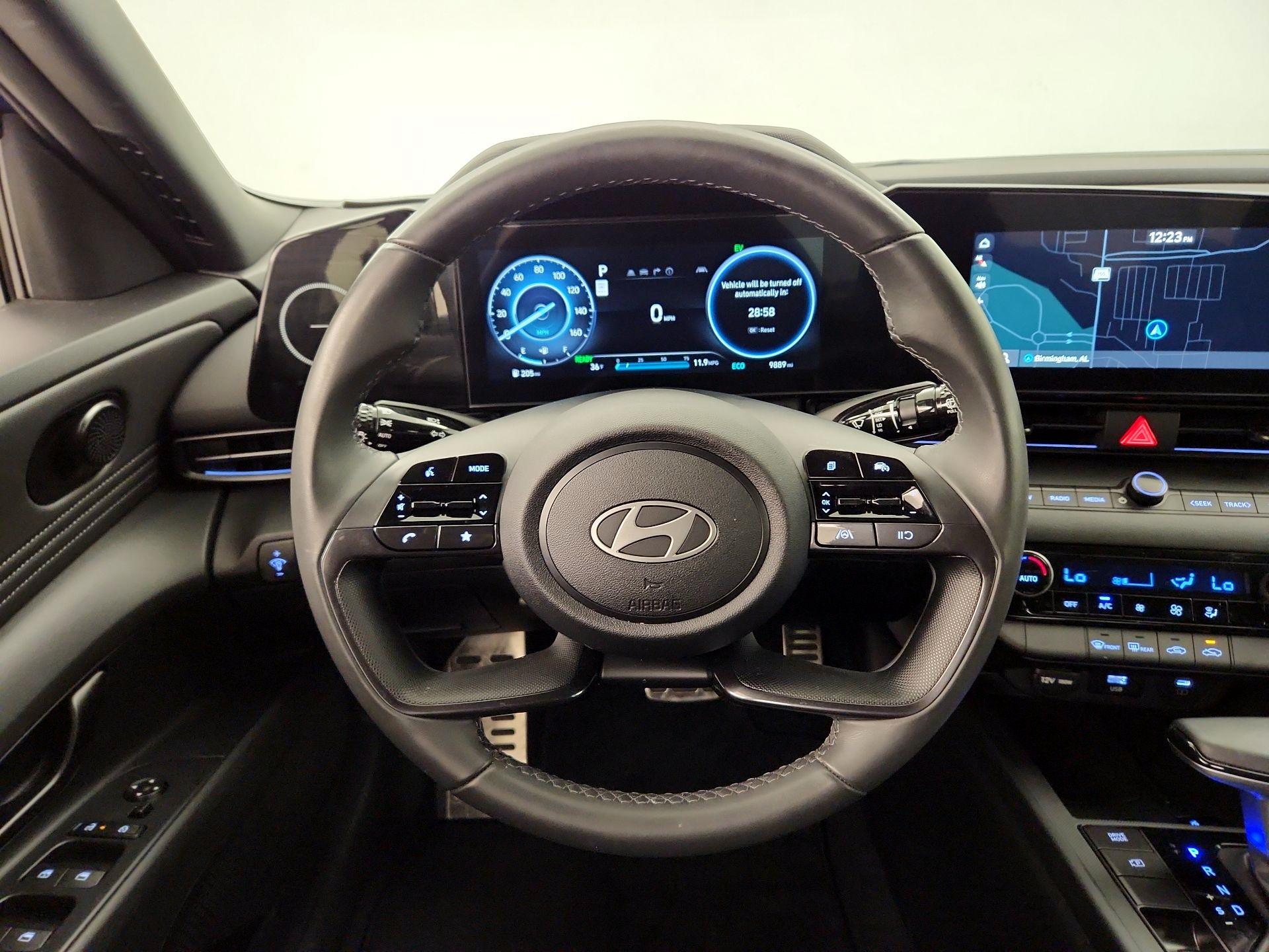 Thumbnail: 2025 Hyundai Elantra - 10