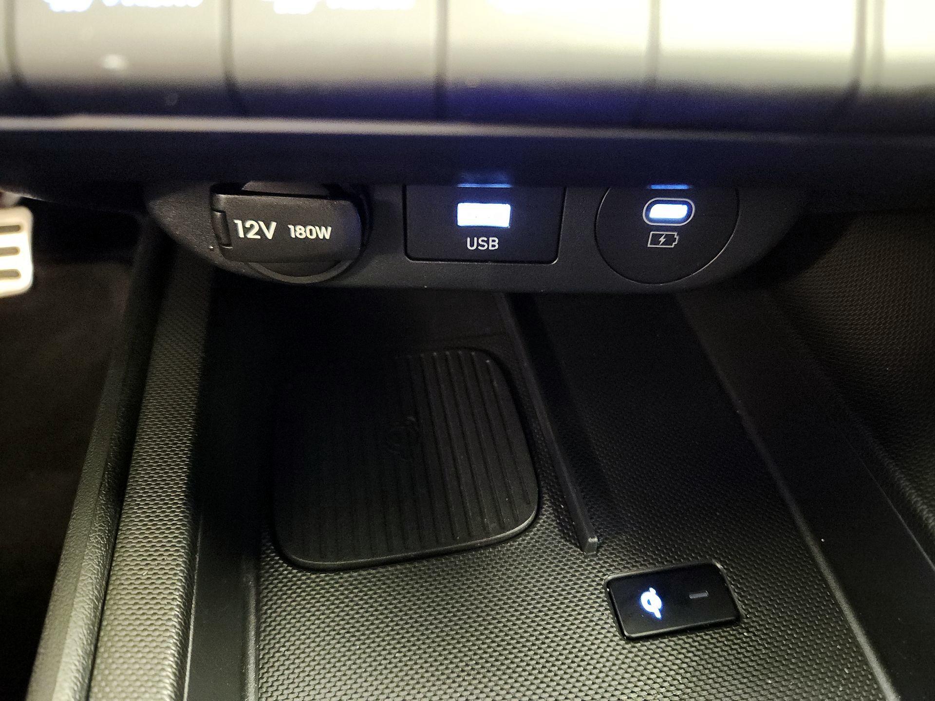 Thumbnail: 2025 Hyundai Elantra - 19