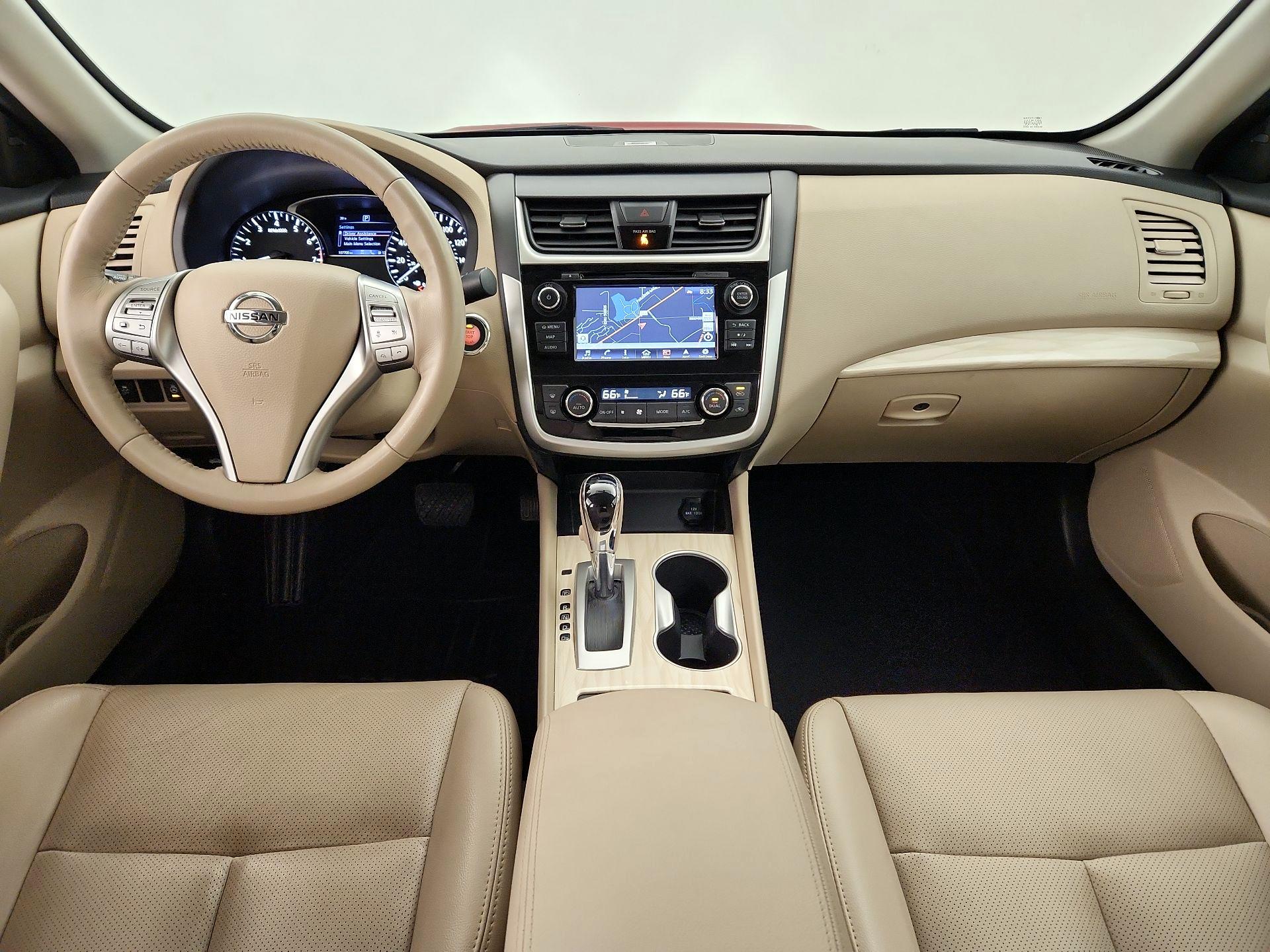 Thumbnail: 2018 Nissan Altima - 9